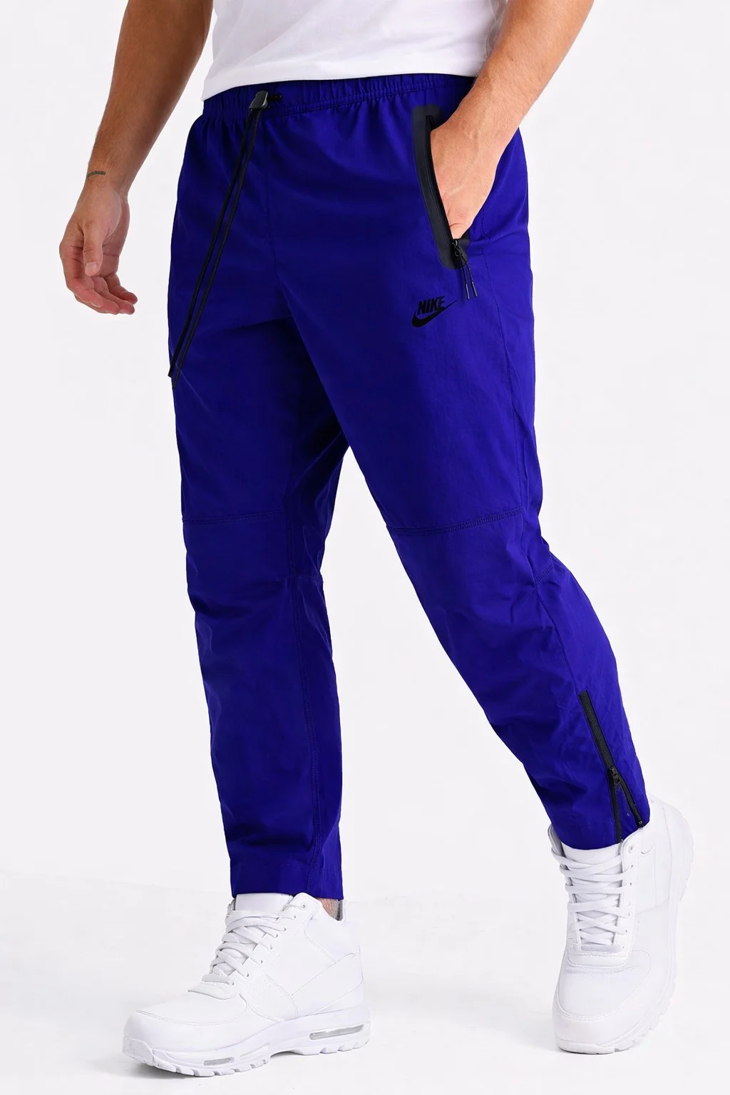 Nike Tech Woven Men's Taper Leg Pant Paraşüt Kumaş Erkek Eşofman Altı Koyu Sax Mavisi Fiyatı, Yorumları ve Özellikleri