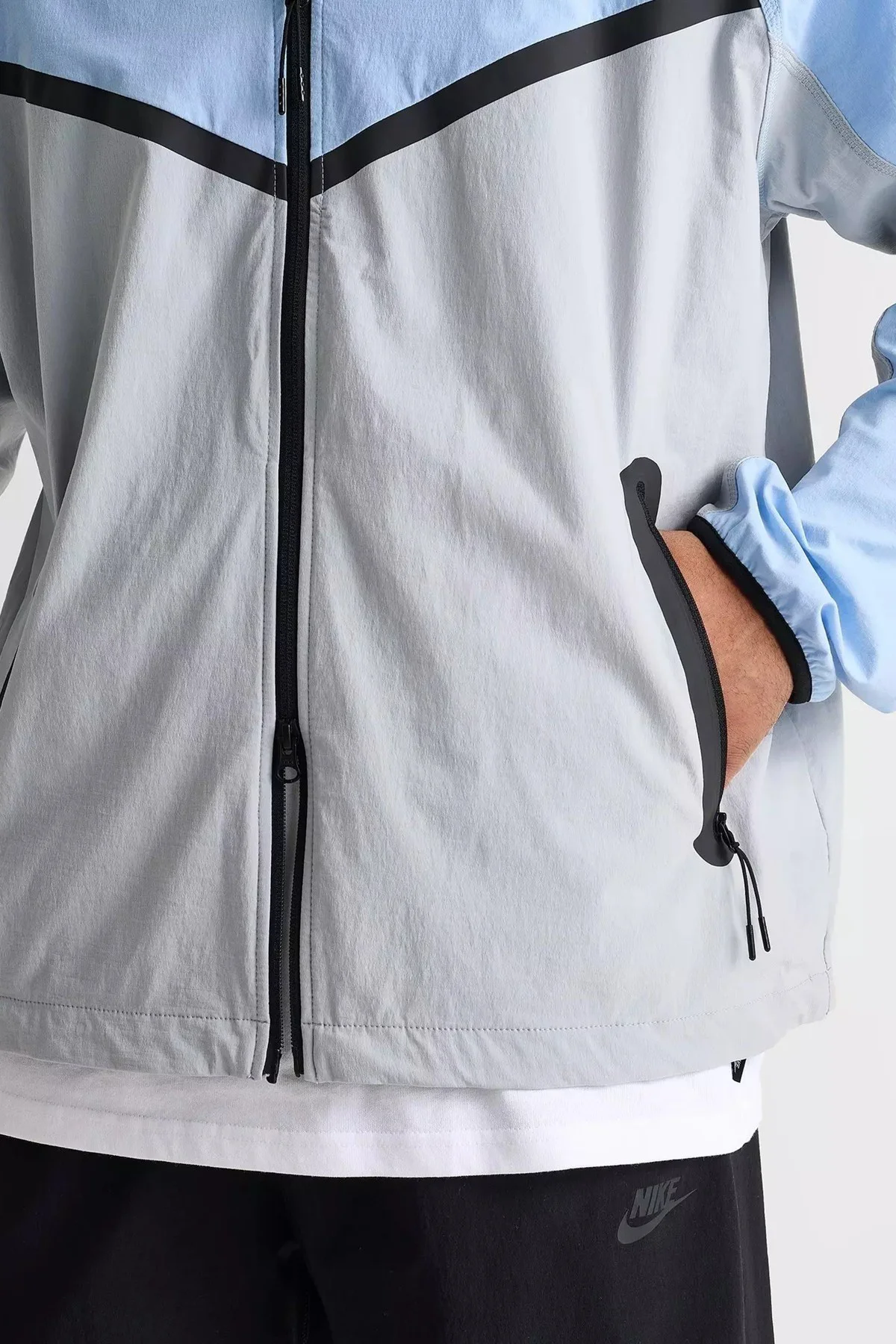 Nike Tech Woven Windrunner Full Zip Loose Fit Jacket Erkek Bol Kesim Dokuma Kapüşonlu Spor Ceket Mavi Gri Nike Tech Woven Windrunner Full Zip Loose Fit Jacket Erkek Bol Kesim Dokuma Kapüşonlu Spor Ceket Mavi Gri Fiyatı, Yorumları ve Özellikleri