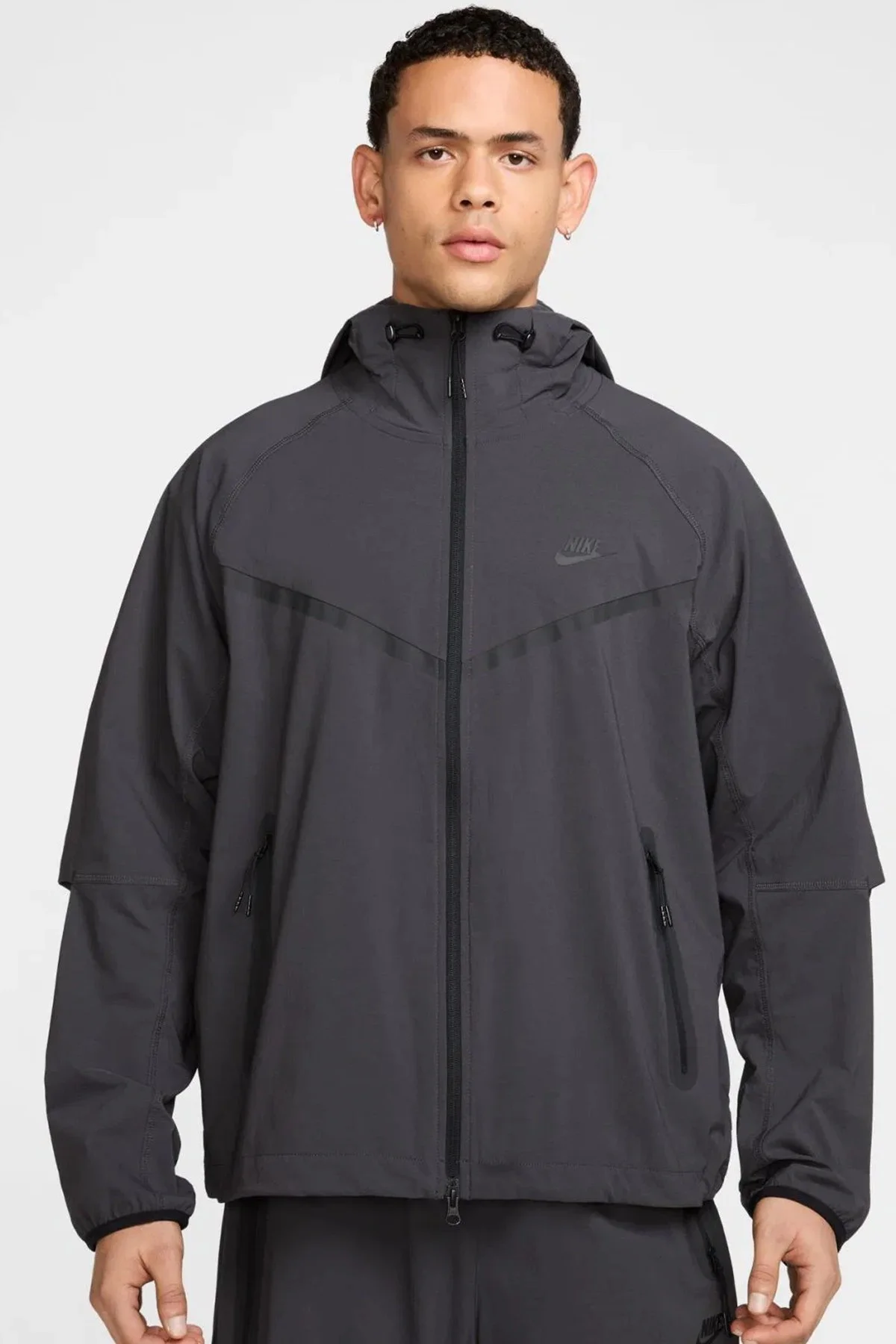 Nike Tech Woven Windrunner Full Zip Loose Fit Jacket Erkek Bol Kesim Dokuma Kapüşonlu Spor Ceket Antrasit Nike Tech Woven Windrunner Full Zip Loose Fit Jacket Erkek Bol Kesim Dokuma Kapüşonlu Spor Ceket Antrasit