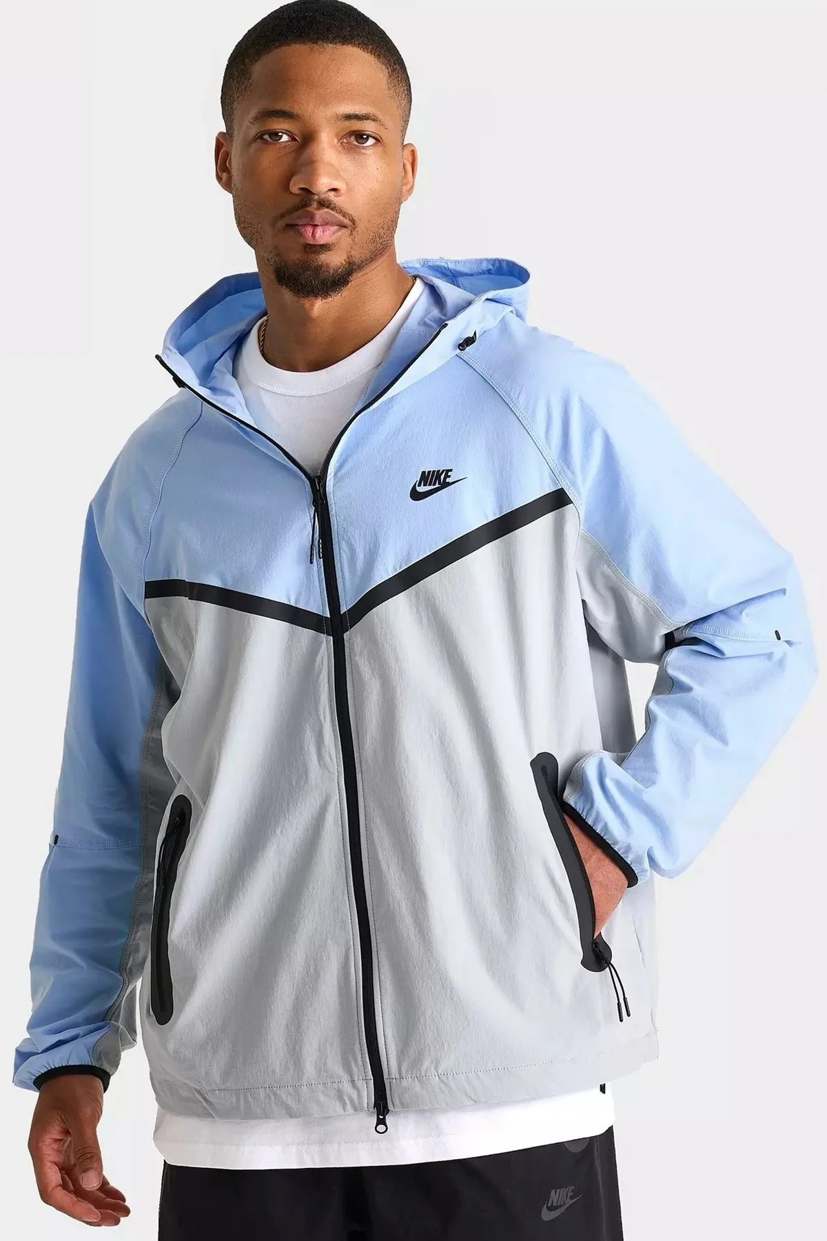 Nike Tech Woven Windrunner Full Zip Loose Fit Jacket Erkek Bol Kesim Dokuma Kapüşonlu Spor Ceket Mavi Gri Nike Tech Woven Windrunner Full Zip Loose Fit Jacket Erkek Bol Kesim Dokuma Kapüşonlu Spor Ceket Mavi Gri Fiyatı, Yorumları ve Özellikleri