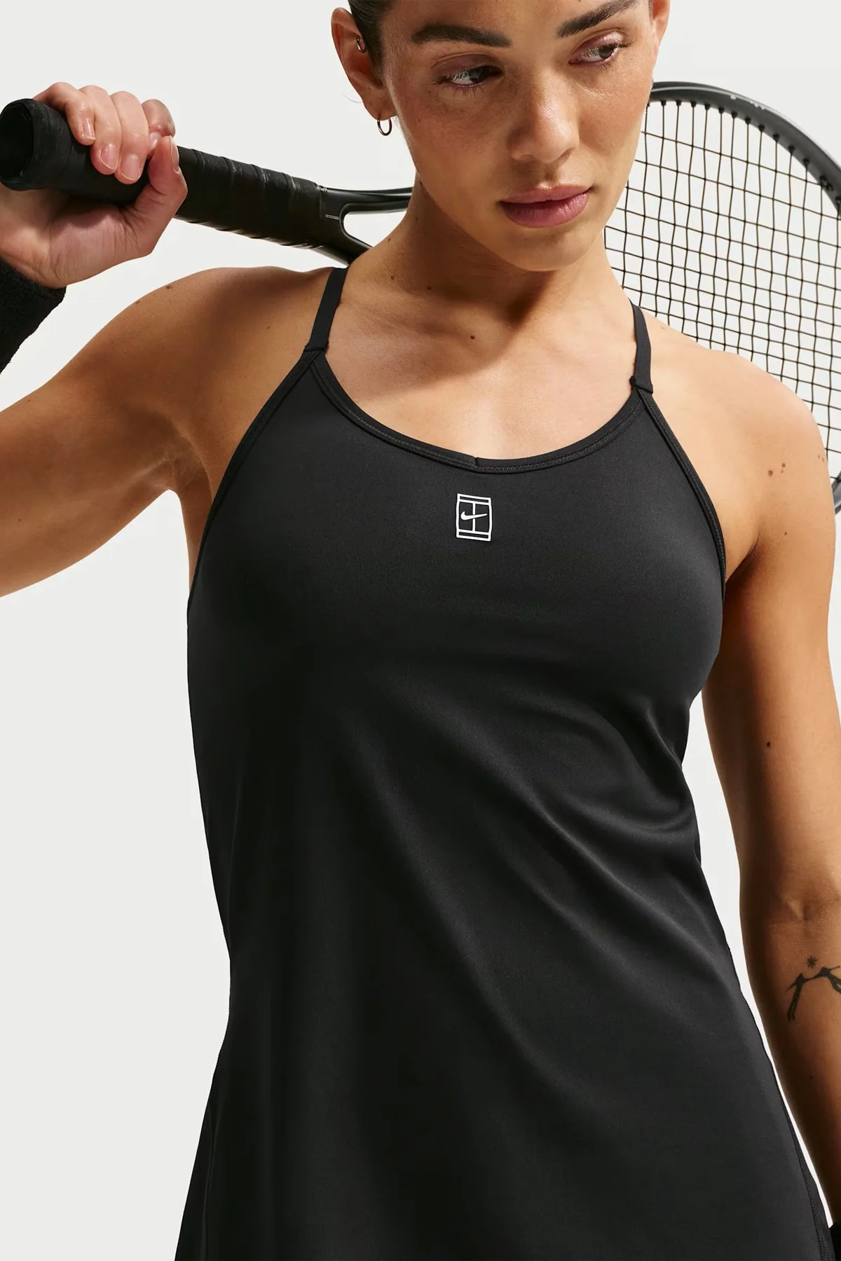Nike Tennis Court Dri-Fit Slim Fit Advantge Tennis Dress Tenis Elbisesi Siyah Nike Tennis Court Dri-Fit Slim Fit Advantge Tennis Dress Tenis Elbisesi Siyah Fiyatı, Yorumları ve Özellikleri
