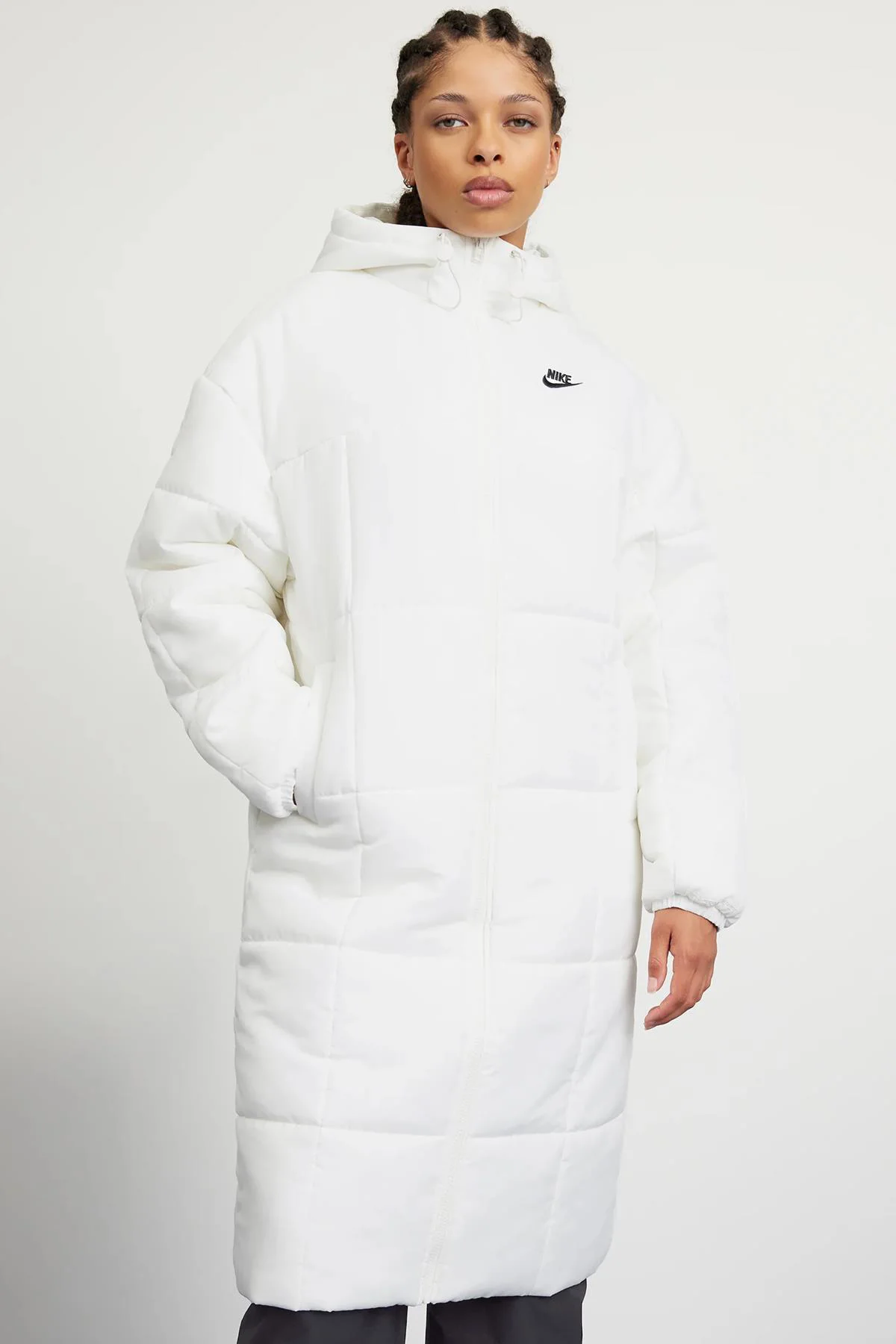 Nike Therma Fit Classic Kadın Günlük Stil Mont Beyaz Nike Therma Fit Classic Kadın Günlük Stil Mont Beyaz Fiyatı, Yorumları ve Özellikleri