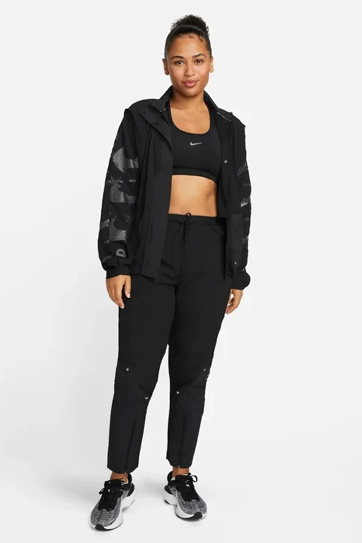 Nike Therma Fit Division Woven Womens Running Pant.Isı Düzenleyici Fermuar Cepli Kadın Koşu Eşofman Altı Siyah Nike Therma Fit Division Woven Womens Running Pant.Isı Düzenleyici Fermuar Cepli Kadın Koşu Eşofman Altı Siyah