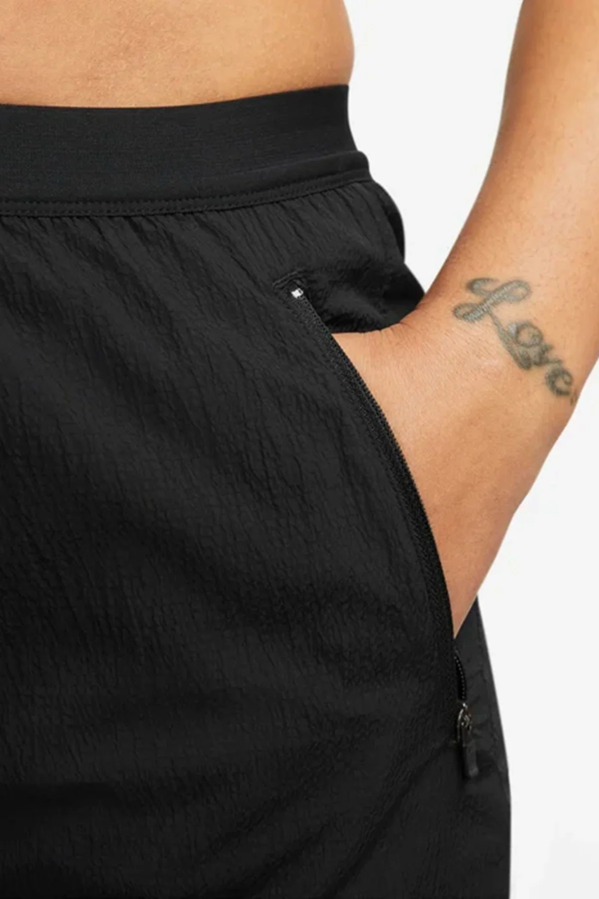 Nike Therma Fit Division Woven Womens Running Pant.Isı Düzenleyici Fermuar Cepli Kadın Koşu Eşofman Altı Siyah Nike Therma Fit Division Woven Womens Running Pant.Isı Düzenleyici Fermuar Cepli Kadın Koşu Eşofman Altı Siyah
