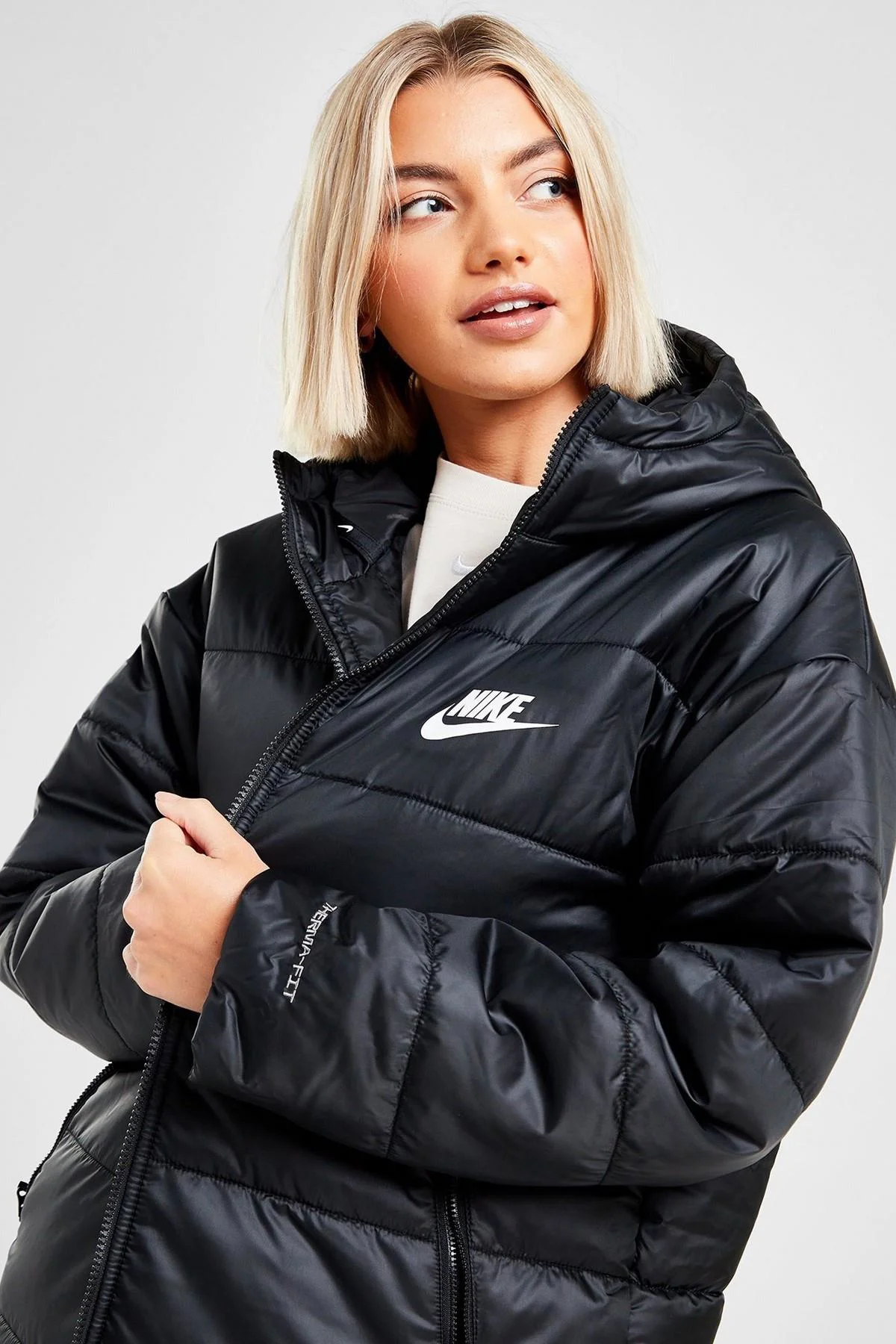 Nike Therma Fit Repel Synthetic Fill Parka Kadın Uzun Midi Kapüşonlu Mont Siyah Fiyatı, Yorumları ve Özellikleri