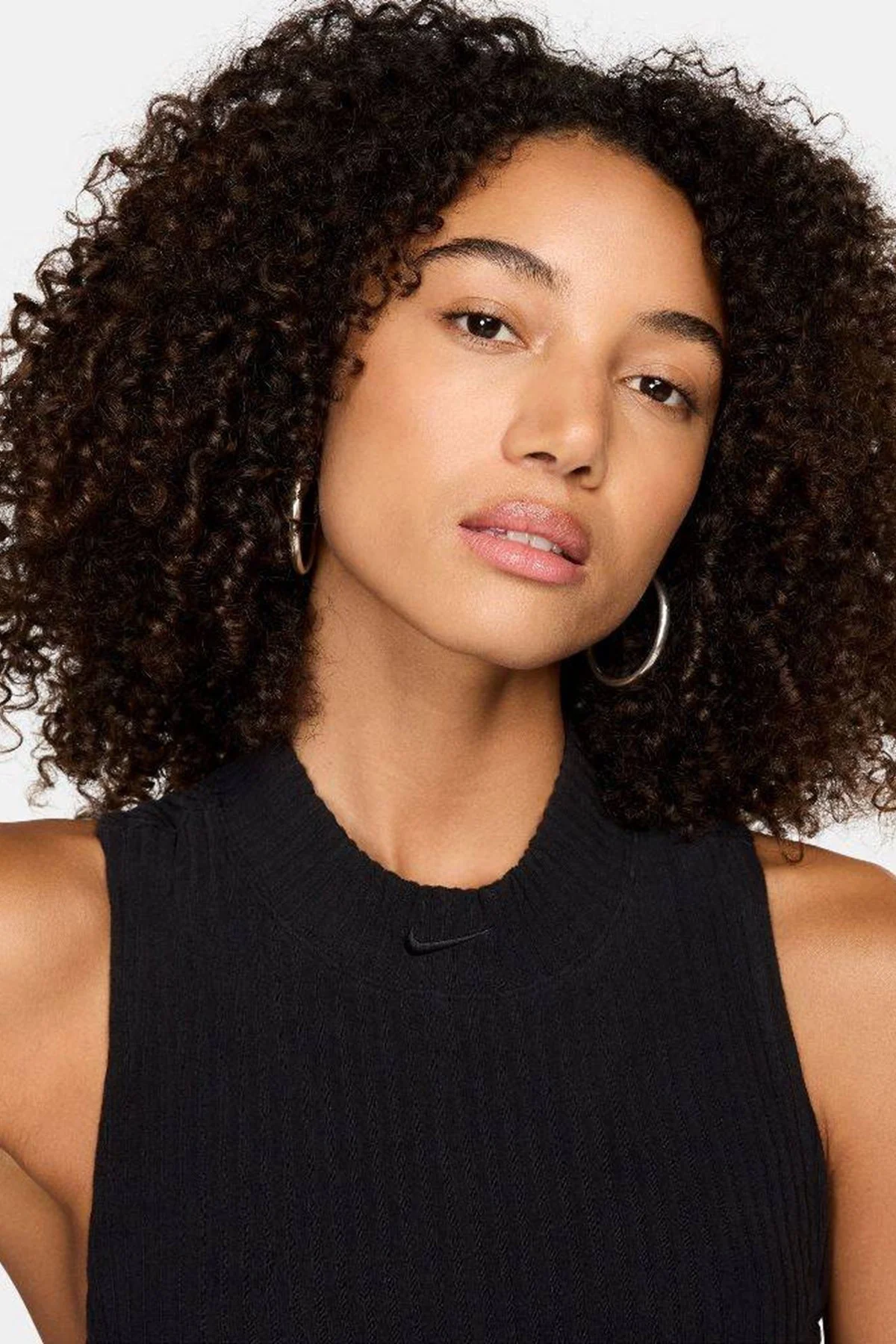 Nike Tight Fit Mock Neck Crop Tank Top Kadın Crop Dar Kesim Yüksek Yaka Fitilli Jarsey Atlet Siyah Nike Tight Fit Mock Neck Crop Tank Top Kadın Crop Dar Kesim Yüksek Yaka Fitilli Jarsey Atlet Siyah