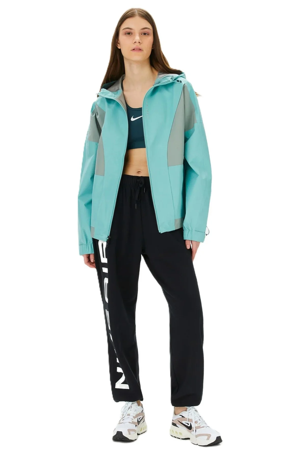 Nike Trail Gore-Tex Infinium Running Jacket Yağmur Geçirmez Bol Kesim Kapüşonlu Kadın Yağmurluk Yeşil Nike Trail Gore-Tex Infinium Running Jacket Yağmur Geçirmez Bol Kesim Kapüşonlu Kadın Yağmurluk Yeşil