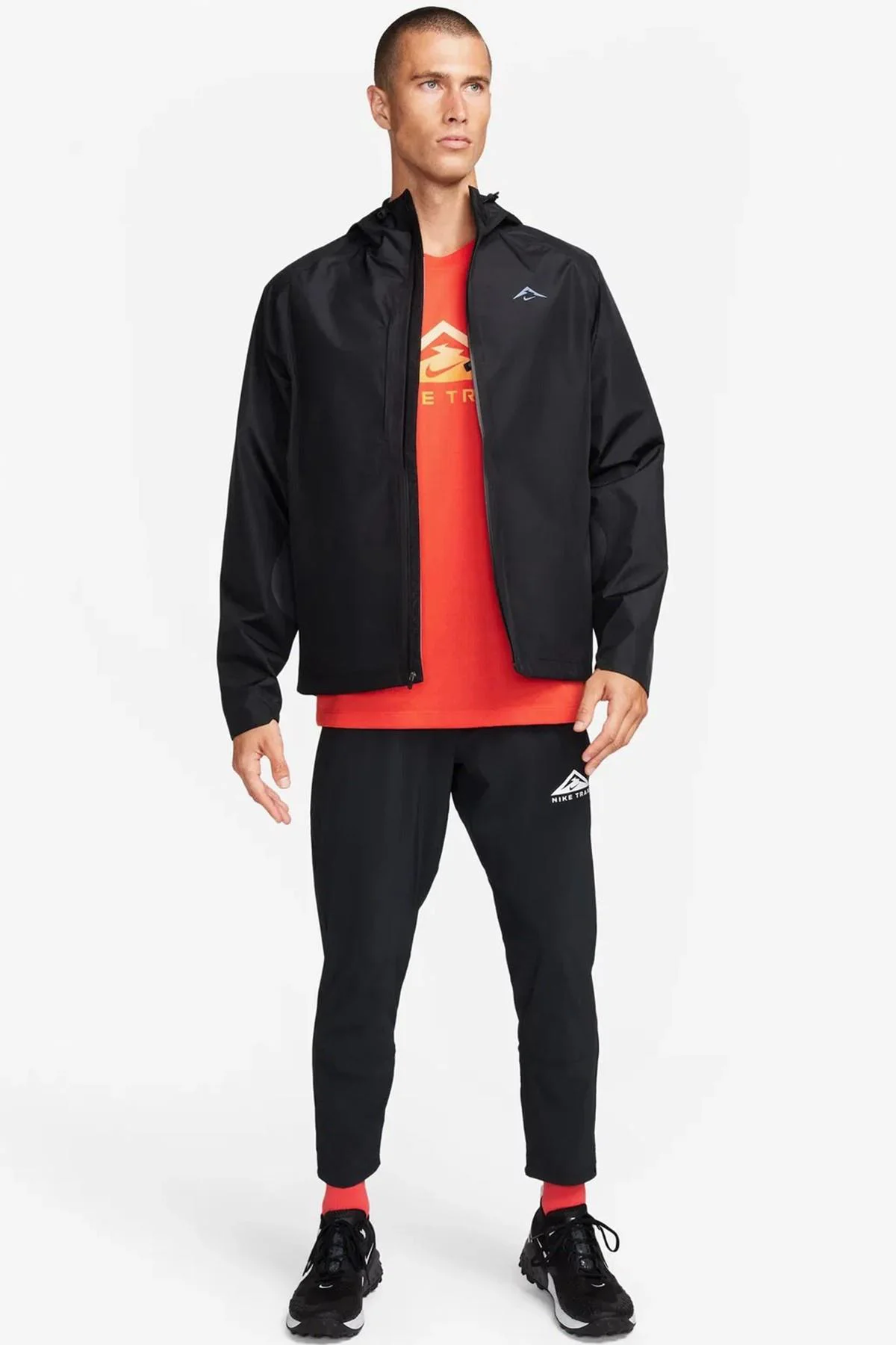 Nike Trail Running Grotex Packable Hoodie Erkek Su Geçirmez Kapüşonlu Çantaya Dönüşebilen Reflektörlü Koşu Ceketi Siyah