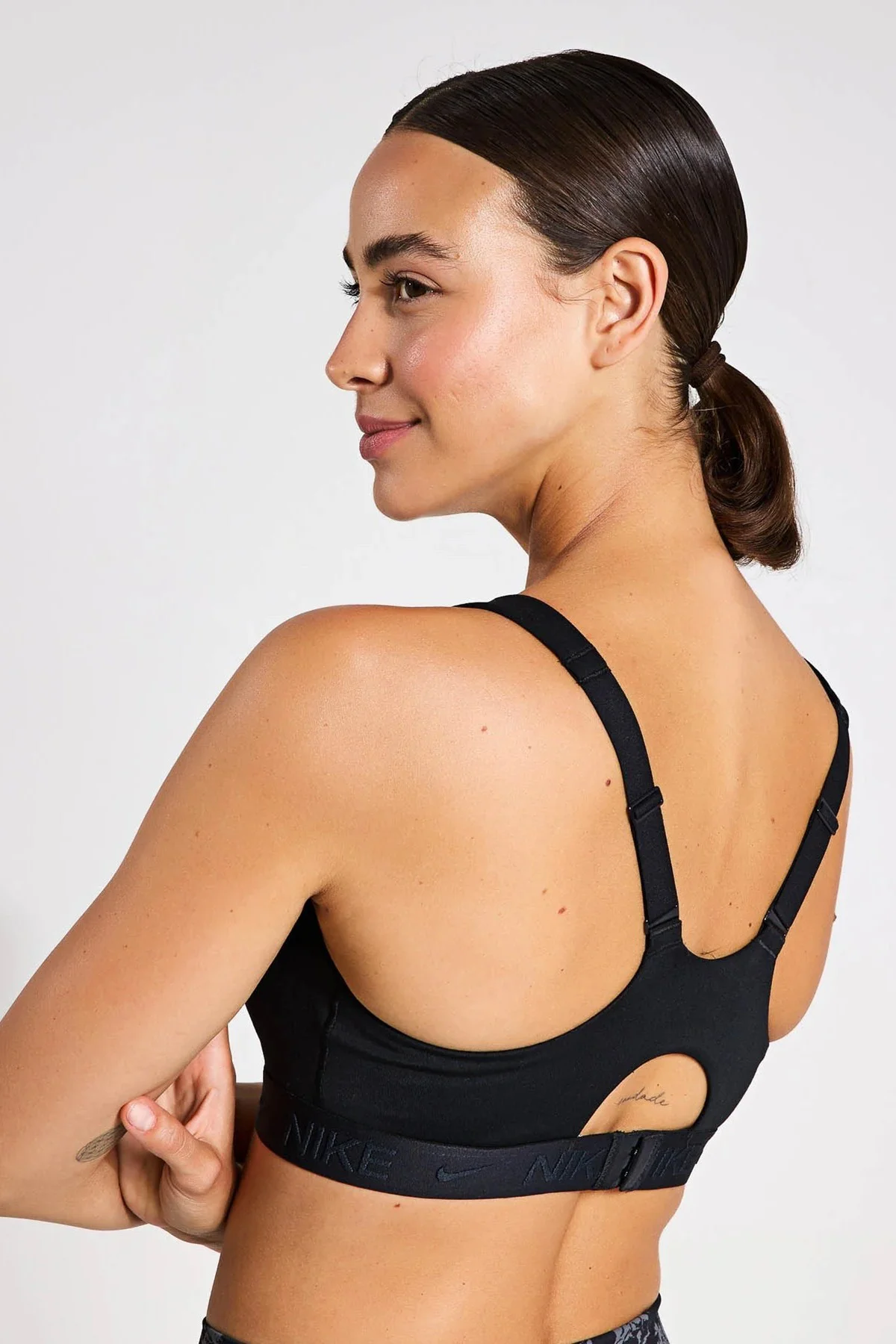 Nike Training Indy Dri Fit High Support Sports Bra Kadın Spor Sütyen Bra Siyah Nike Training Indy Dri Fit High Support Sports Bra Kadın Spor Sütyen Bra Siyah Fiyatı, Yorumları ve Özellikleri