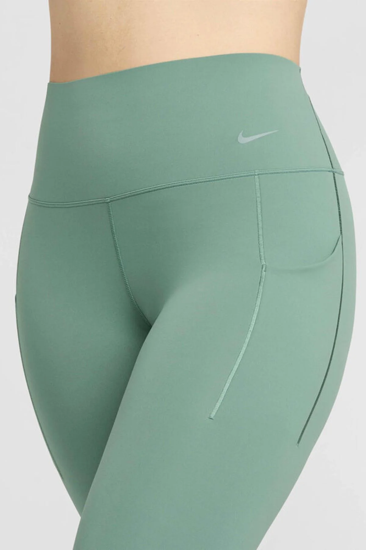 Nike Universa Medium Support High Rise Full Length Kadın Yüksek Bel 2 Cepli Toparlayıcı Tayt Yeşil Nike Universa Medium Support High Rise Full Length Kadın Yüksek Bel 2 Cepli Toparlayıcı Tayt Yeşil