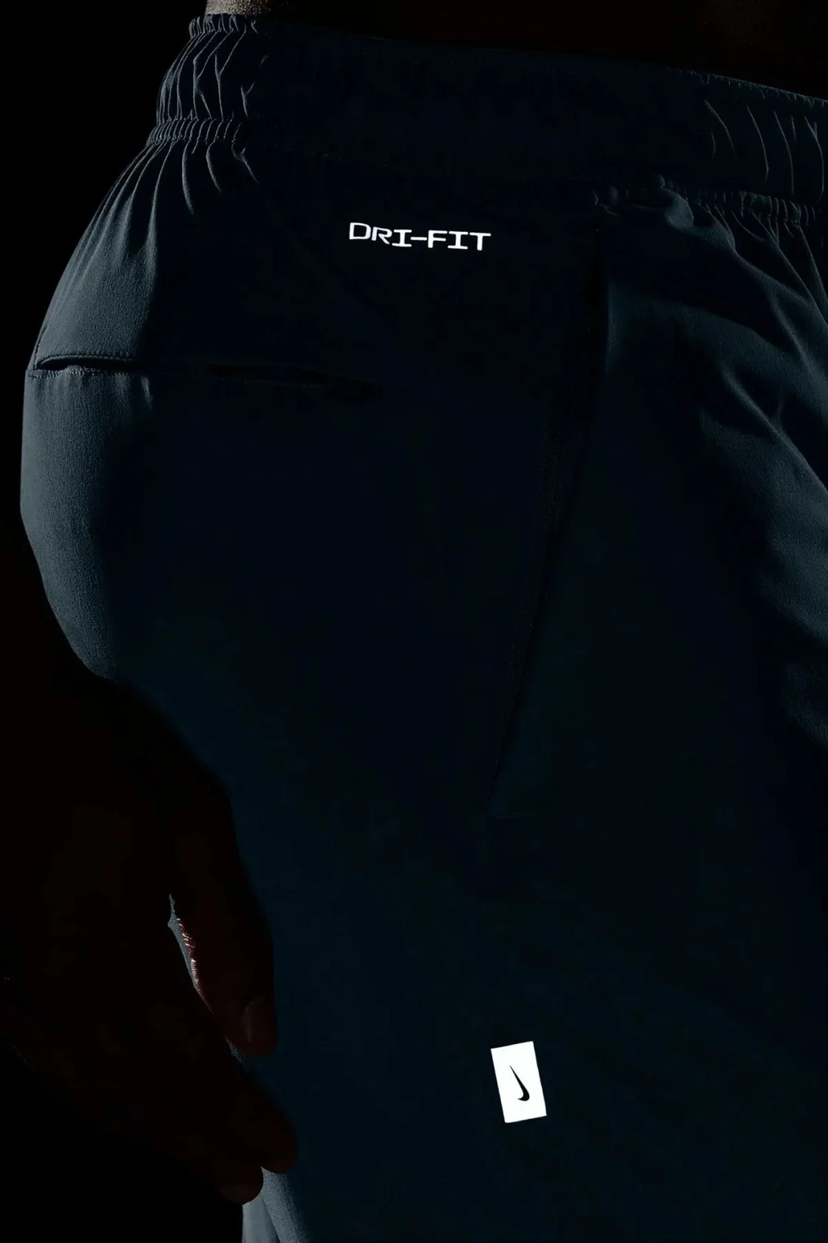 Nike Unlimited Men's Dri Fit Zip Cuff Versatile Trousers Erkek Dokuma Eşofman Altı Mavi Nike Unlimited Men's Dri Fit Zip Cuff Versatile Trousers Erkek Dokuma Eşofman Altı Mavi Fiyatı, Yorumları ve Özellikleri