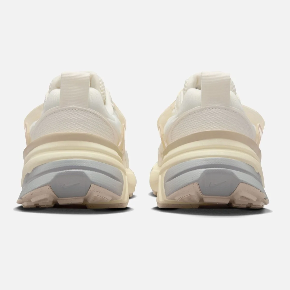 Nike V2K Run Womens Walking Shoes Kadın Yürüyüş Ayakkabısı Krem Nike V2K Run Womens Walking Shoes Kadın Yürüyüş Ayakkabısı Krem Fiyatı, Yorumları ve Özellikleri