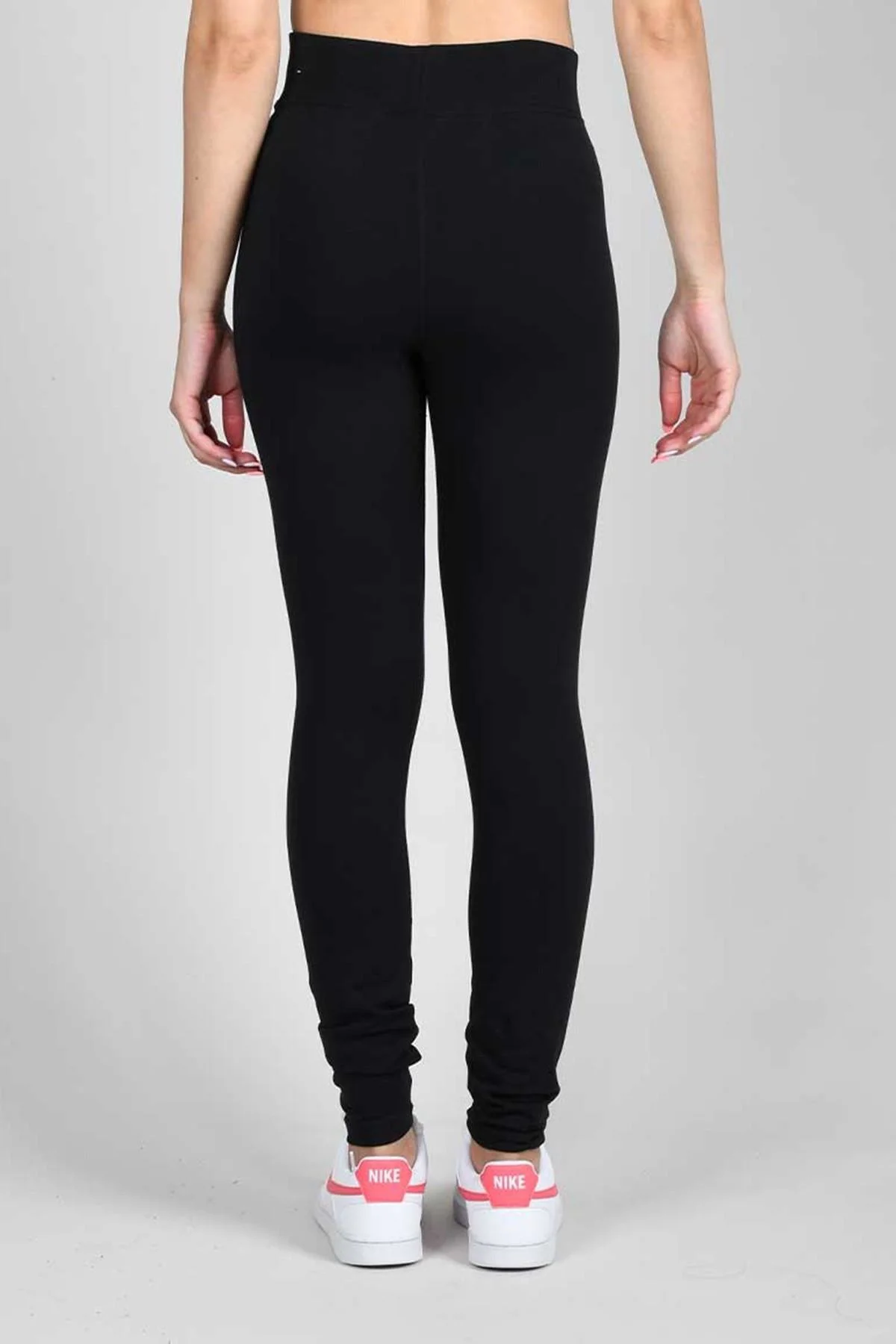 Nike Varsity Women's Leggings High Rise Yüksek Belli Pamuklu Kadın Tayt Siyah Nike Varsity Women's Leggings High Rise Yüksek Belli Pamuklu Kadın Tayt Siyah Fiyatı, Yorumları ve Özellikleri