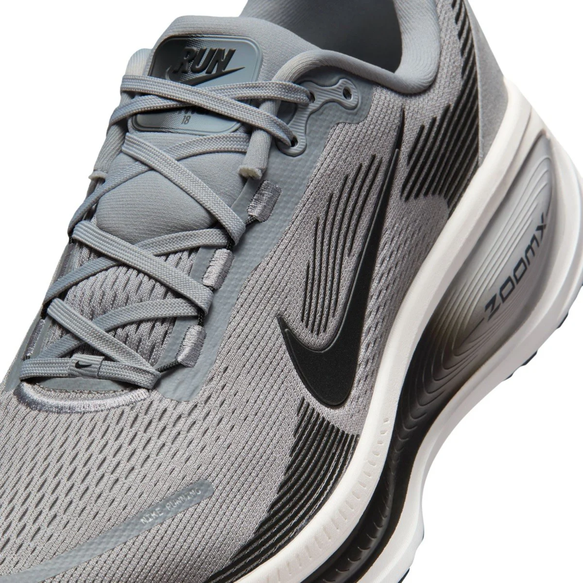 Nike Vomero 18 ZoomX Mens Running Shoes Reflektörlü Erkek Yürüyüş Koşu Ayakkabısı Gri Nike Vomero 18 ZoomX Mens Running Shoes Reflektörlü Erkek Yürüyüş Koşu Ayakkabısı Gri