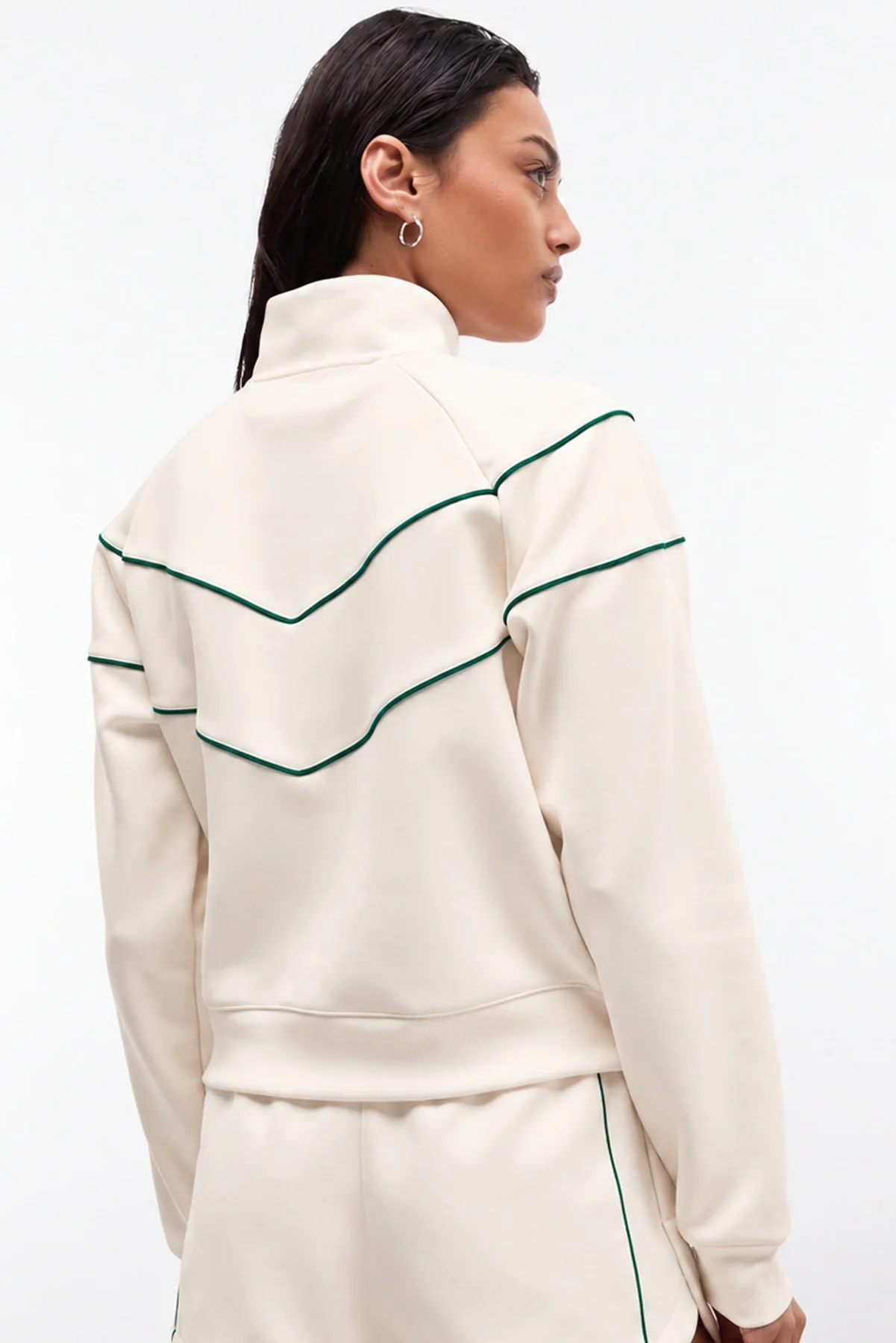 Nike Windrunner Piping Detail Track Full Zip Jacket Kadın Şerit Detaylı Spor Ceket Krem Nike Windrunner Piping Detail Track Full Zip Jacket Kadın Şerit Detaylı Spor Ceket Krem