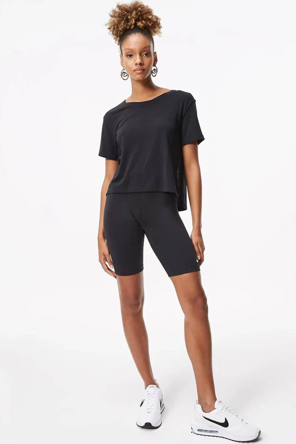 Nike Yoga Dri Fit Split Detail Loose Fit Women's T-shirt Black Kadın Bol Kesim Yırtmaçlı Tişört Siyah Nike Yoga Dri Fit Split Detail Loose Fit Women's T-shirt Black Kadın Bol Kesim Yırtmaçlı Tişört Siyah Fiyatı, Yorumları ve Özellikleri