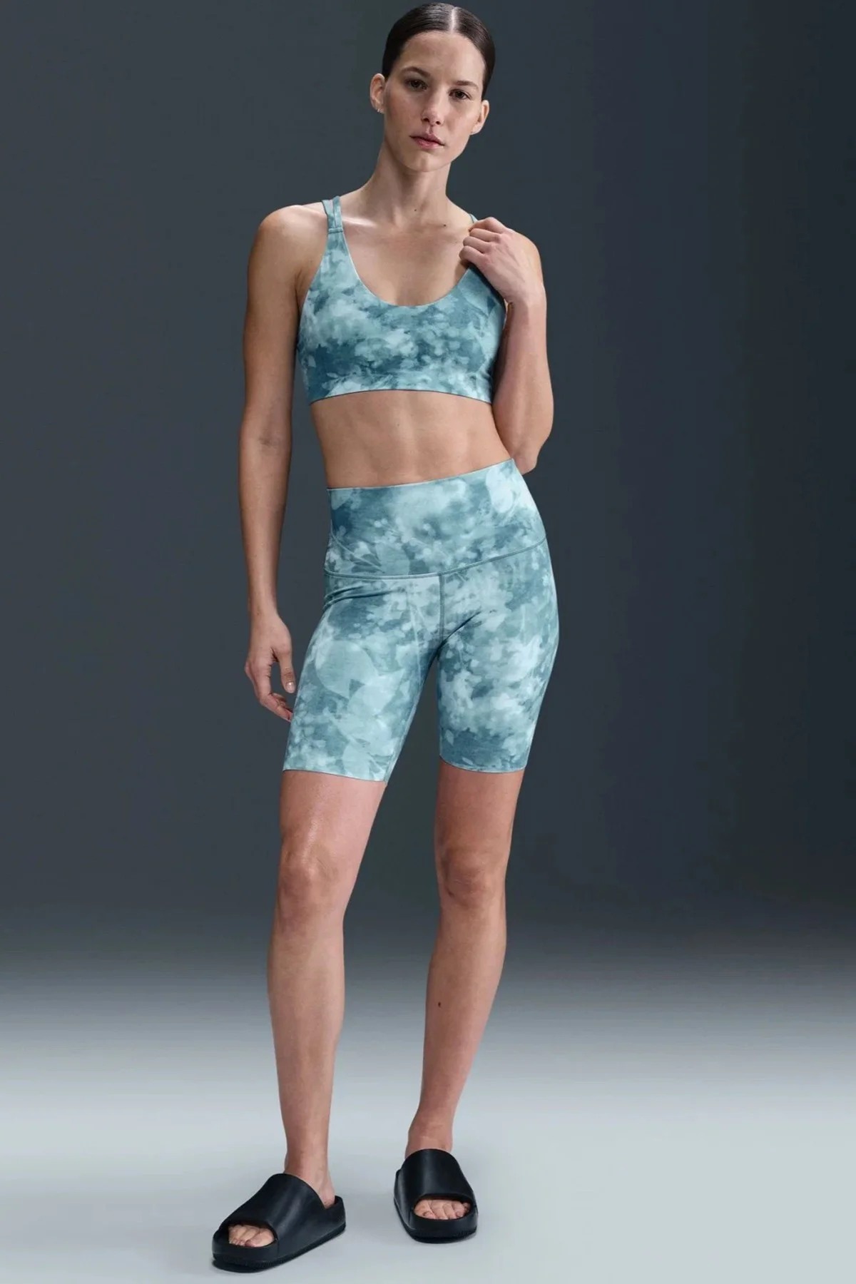 Nike Zenvy Light-Support Padded Printed Womens Bra Desenli Kadın Sporcu Sütyeni Mavi Fiyatı, Yorumları ve Özellikleri