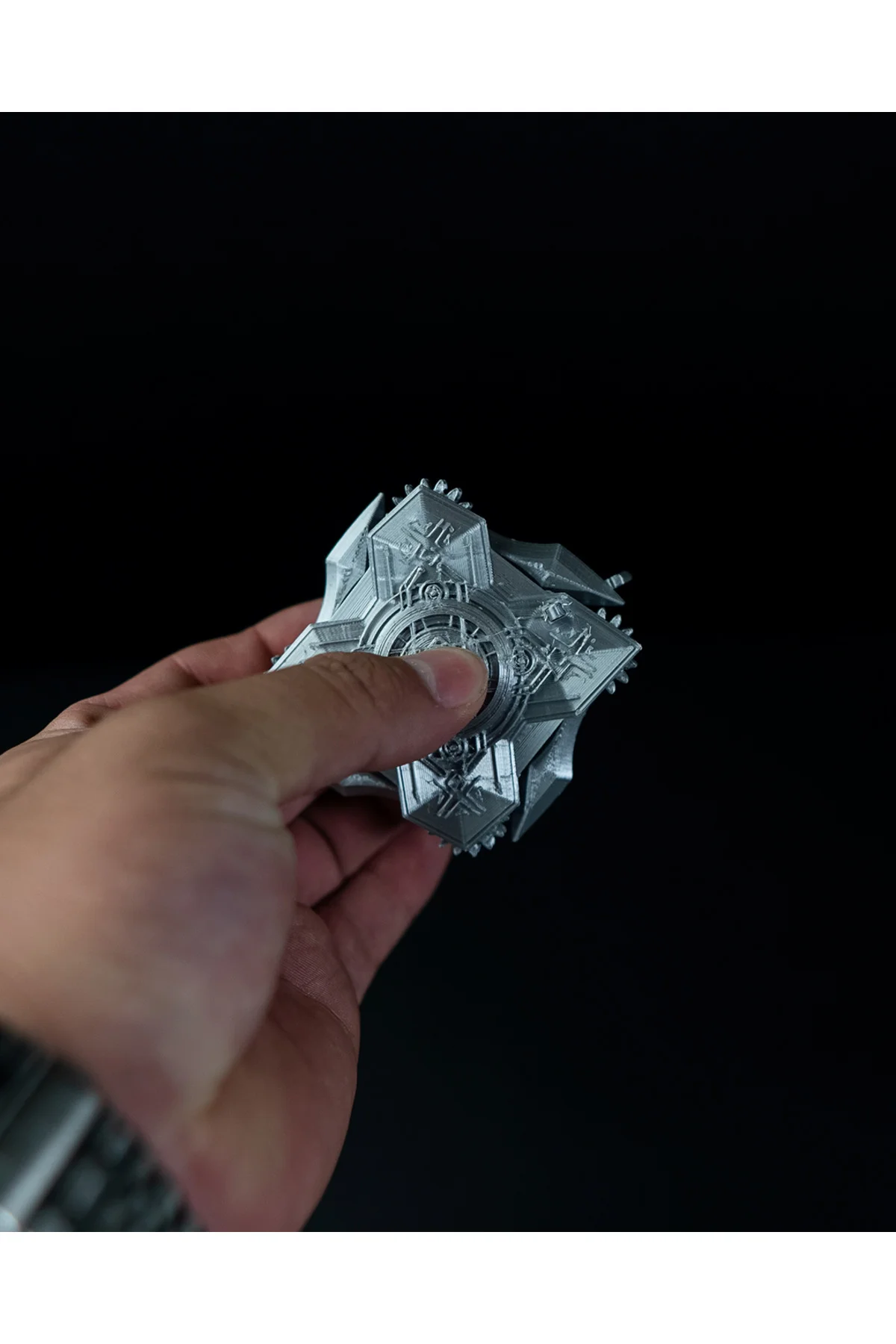 Ninja Yıldızı Açılır Kapanır Shuriken Dekoratif Obje 8CM Ninja Yıldızı Açılır Kapanır Shuriken Dekoratif Obje 8CM