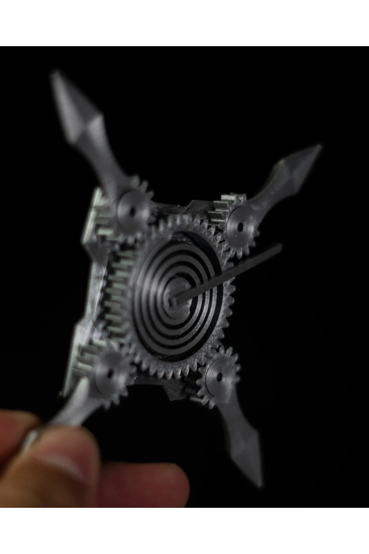 Ninja Yıldızı Açılır Kapanır Shuriken Dekoratif Obje 8CM Ninja Yıldızı Açılır Kapanır Shuriken Dekoratif Obje 8CM