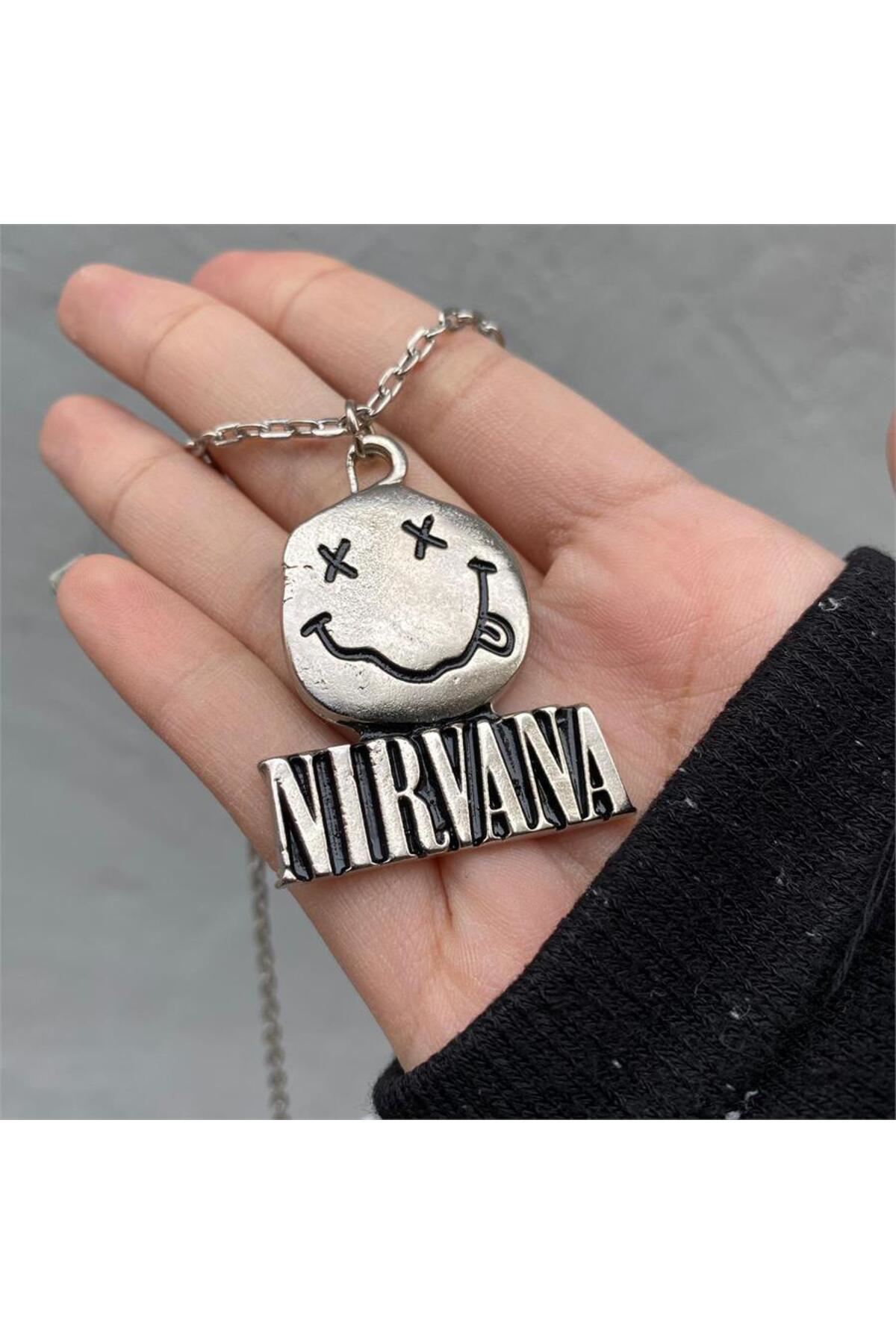 Nirvana Kolye
