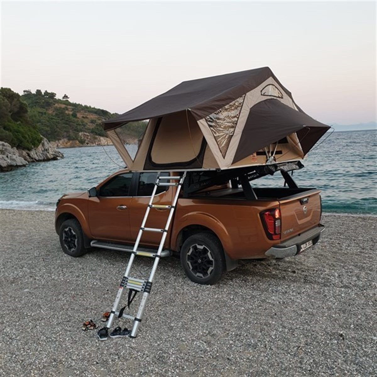 Nissan Navara Uyumlu Yeni Nesil Çadır Taşıyıcı Rollbar (Aqm-S70) Nissan Navara Uyumlu Yeni Nesil Çadır Taşıyıcı Rollbar (Aqm-S70)