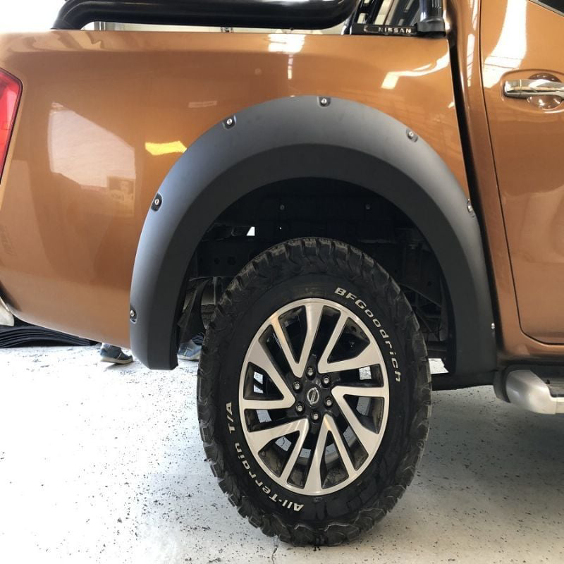 Nissan Navara Uyumlu Çamurluk Kaplama Cıvatalı 4.5Cm Dodik Seti 2 Nissan Navara Uyumlu Çamurluk Kaplama Cıvatalı 4.5Cm Dodik Seti 2