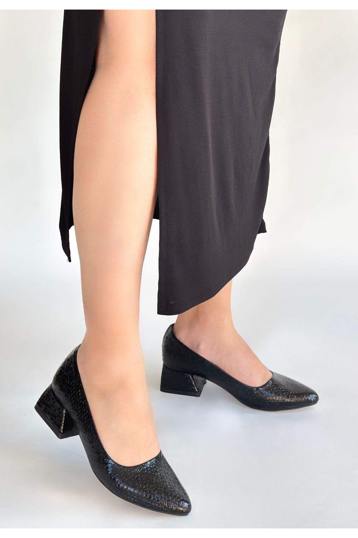 Nitya Siyah Baskılı Rugan Topuklu Ayakkabı - Lisinya