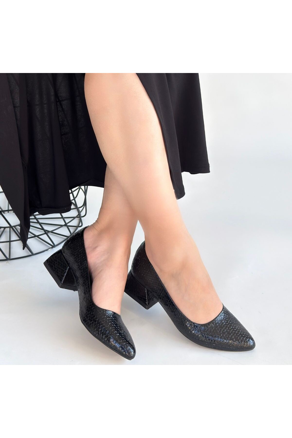 Nitya Siyah Baskılı Rugan Topuklu Ayakkabı - Lisinya