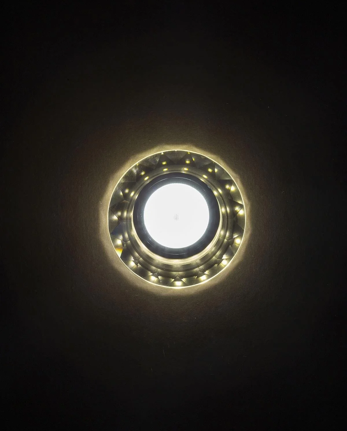 NOAS YL65 1677 Hektor Led Çerçeveli 4000K Kristal Cam Spot Kasa - Priz ve Anahtar İçin Uyumlu Çerçeve