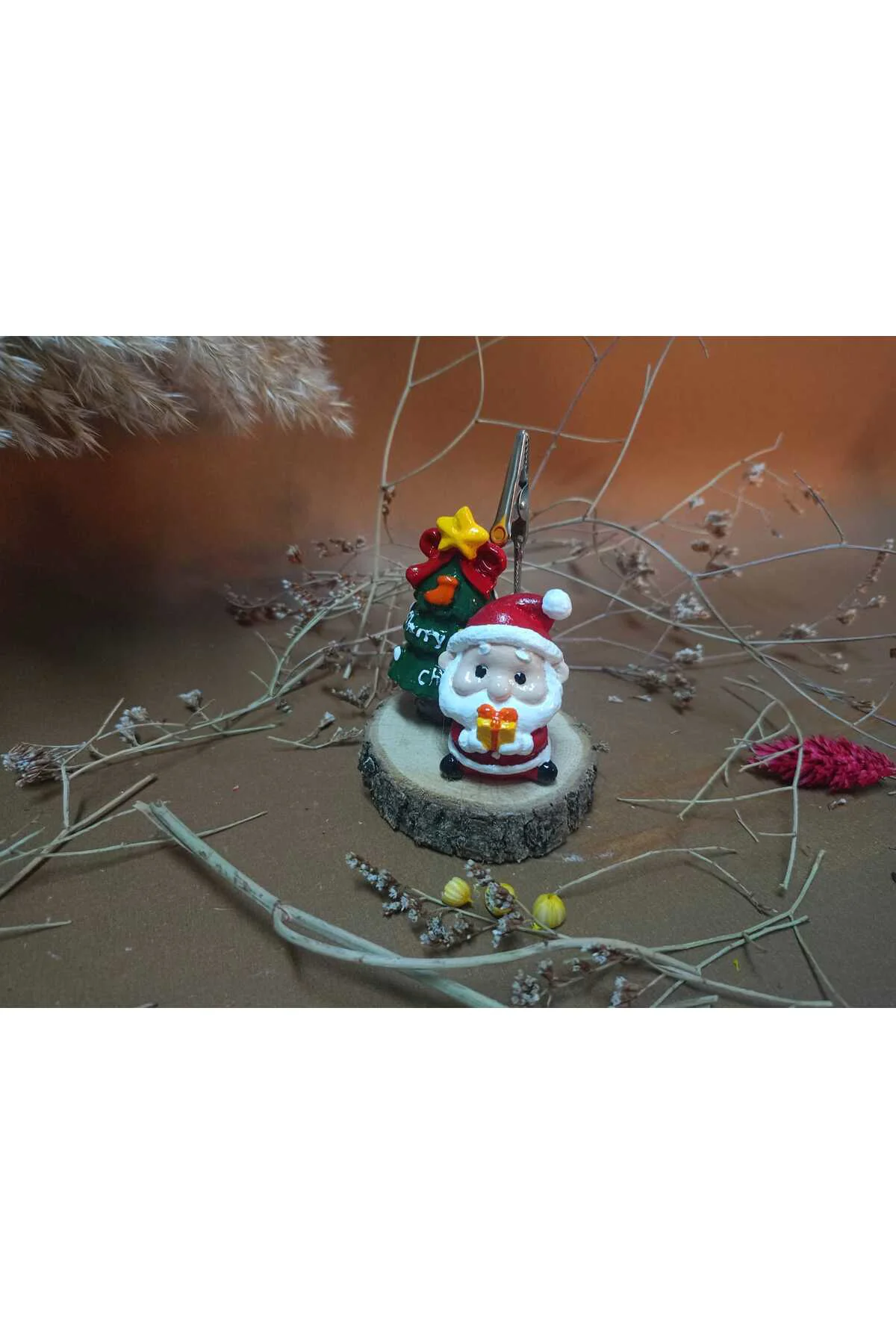 Noel Babalı Cam Ağaçlı Kütük Notluk ve Dekoratif Aksesuar Noel Babalı Cam Ağaçlı Kütük Notluk ve Dekoratif Aksesuar
