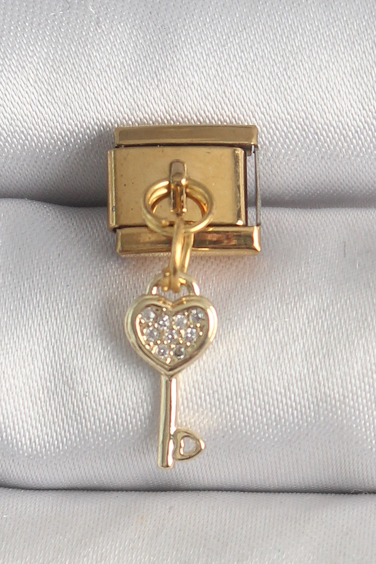 316L Çelik Gold Kalpli Anahtar Charm Zirkon Taşlı Paslanmaz
