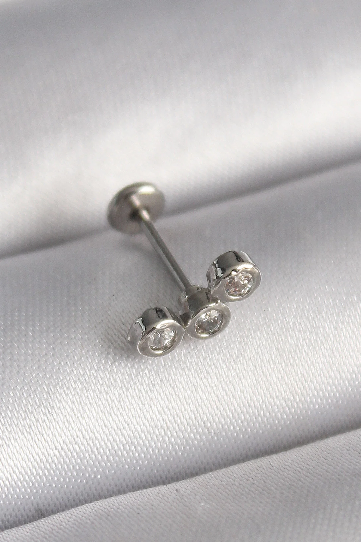 Northcity 316L Çelik Gümüş Renk Zirkon Taşlı Tragus Piercing - Pa