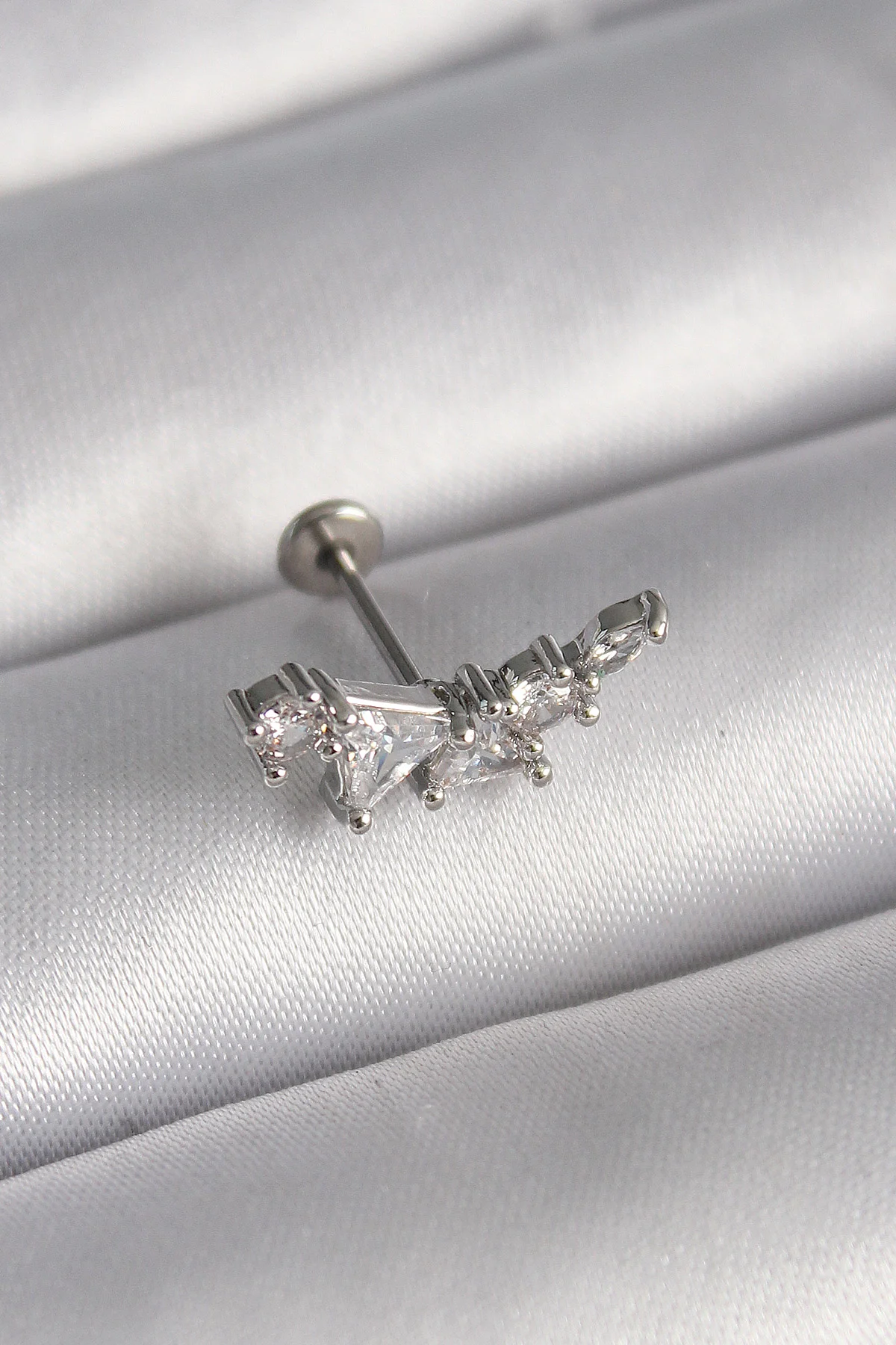 Northcity 316L Çelik Gümüş Renk Zirkon Taşlı Tragus Piercing 6mm 