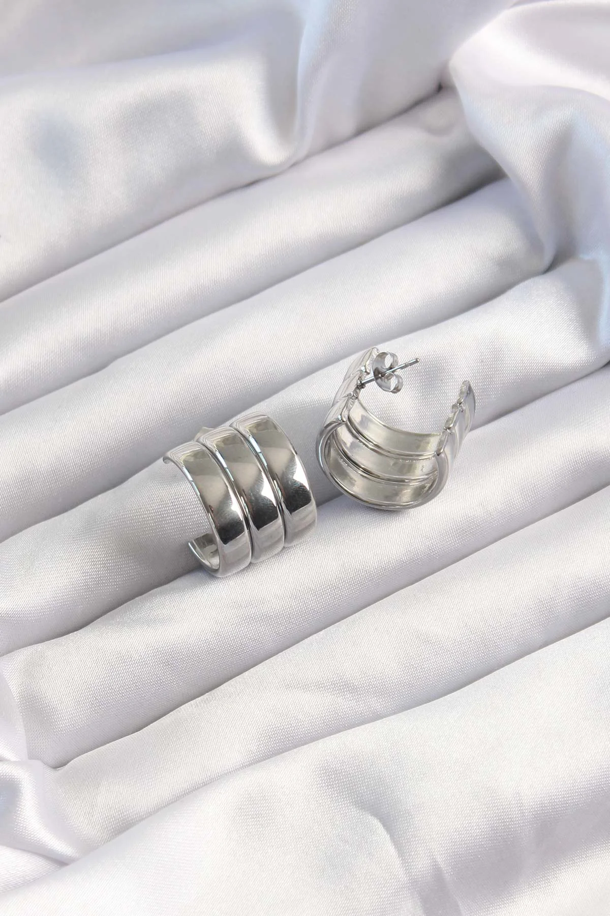 316L Paslanmaz Yarım Halka Küpe - 3lü Görünüm Bombel Model