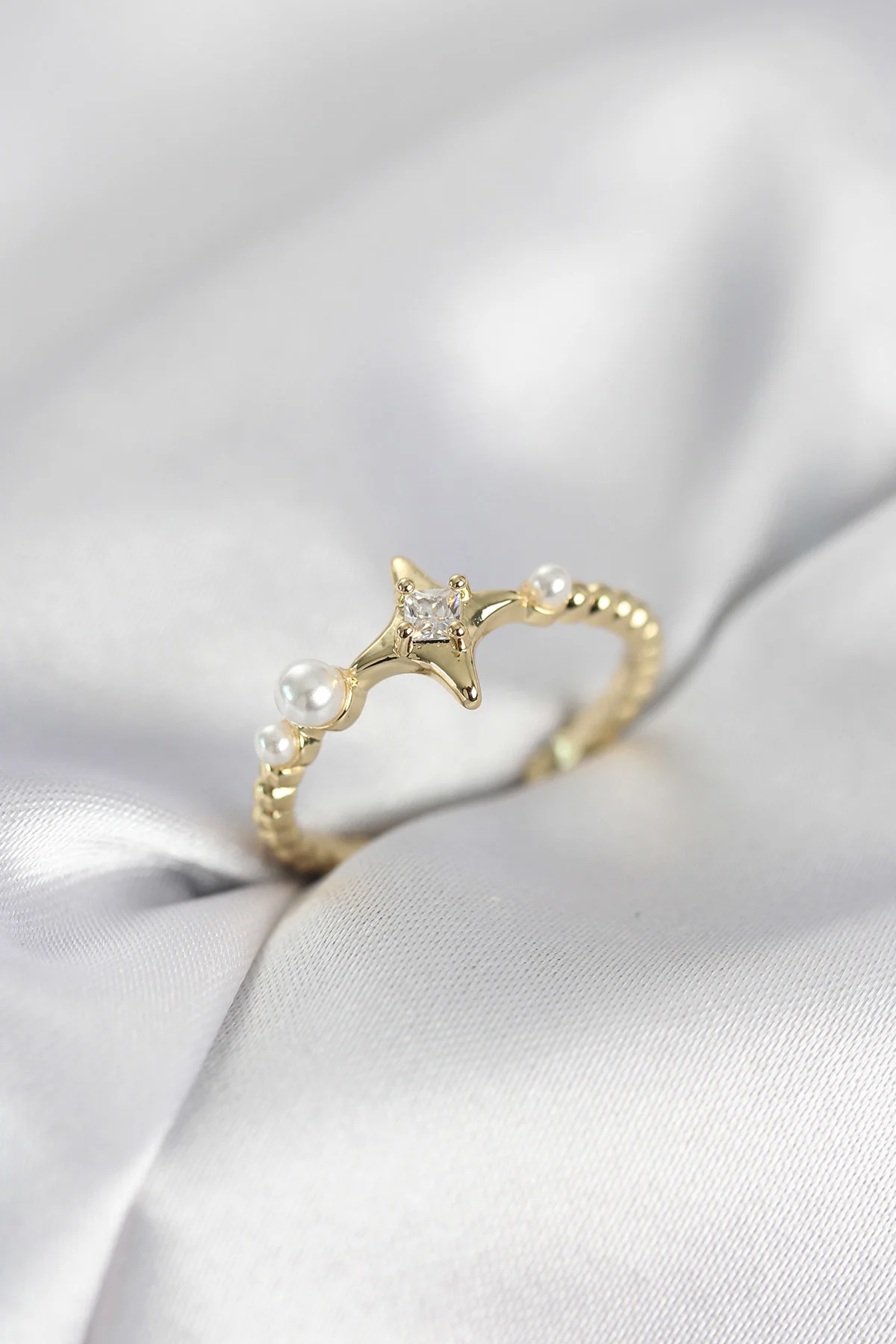 Northcity Gold Renk Zirkon Taşlı Minimalist Kadın Yüzüğü