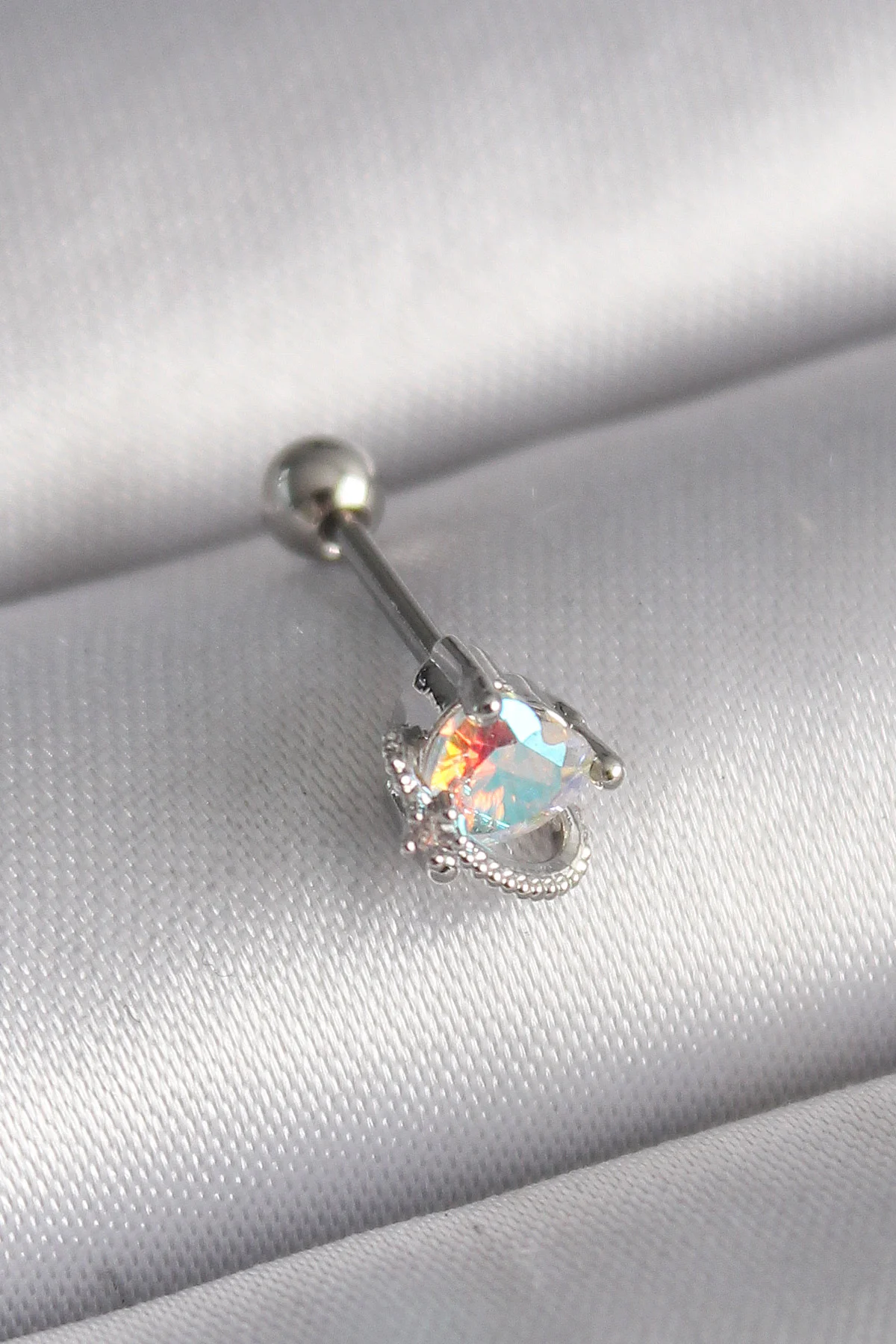 Kalp Tragus Piercing 5886 - 316L Çelik Gümüş Renk Zirkon