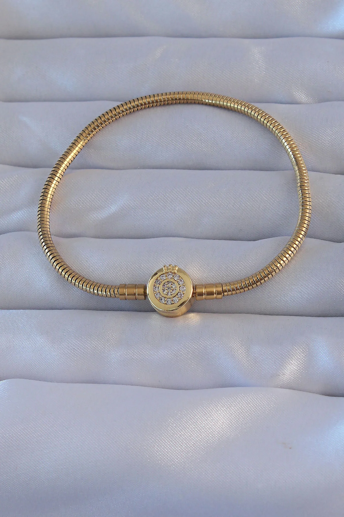Northcity Pirinç Gold Zirkon Taşlı Charm Bileklik 5886 - Şık ve D