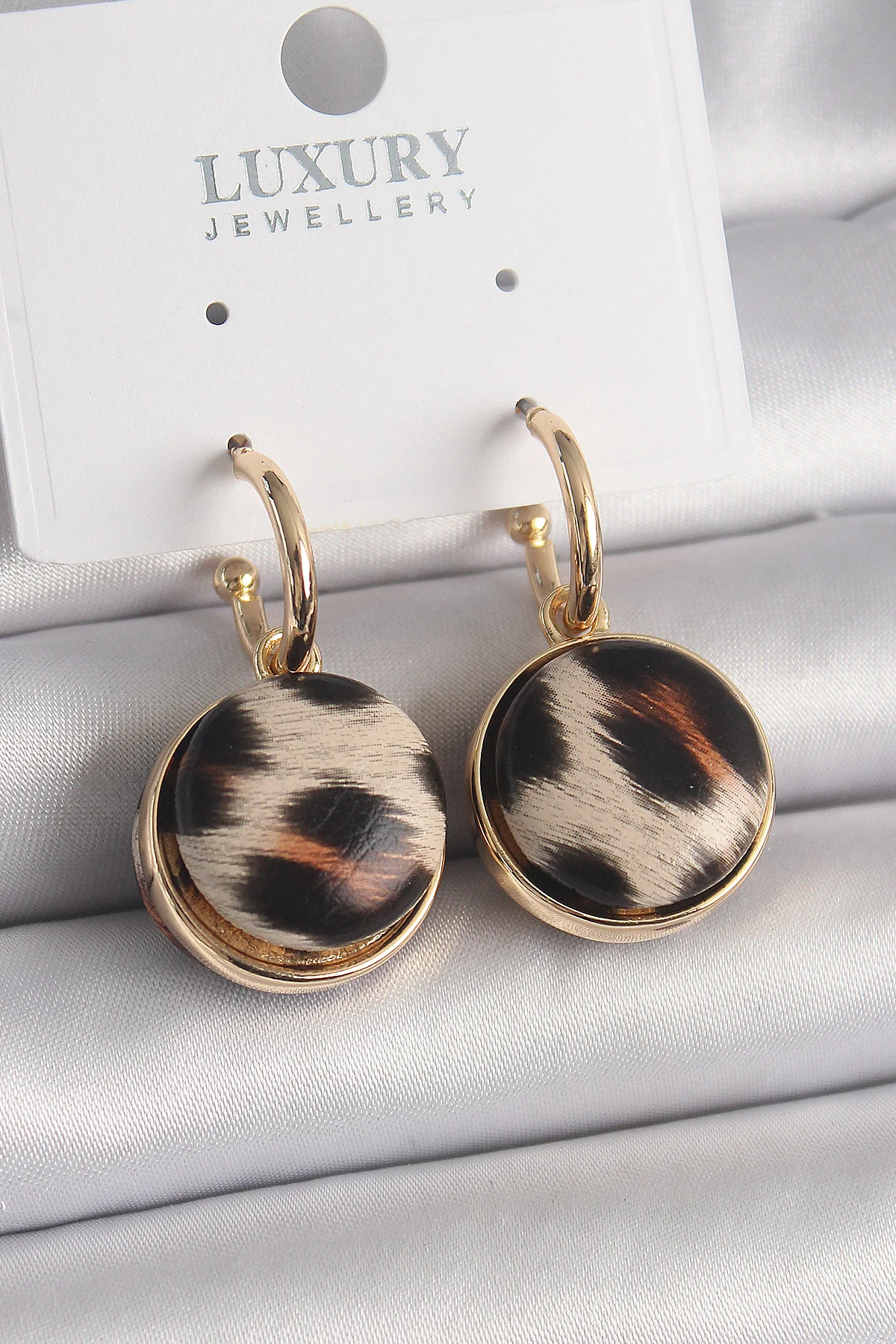 Pirinç Gold Leopar Desenli Daire Model Kadın Küpe 5886