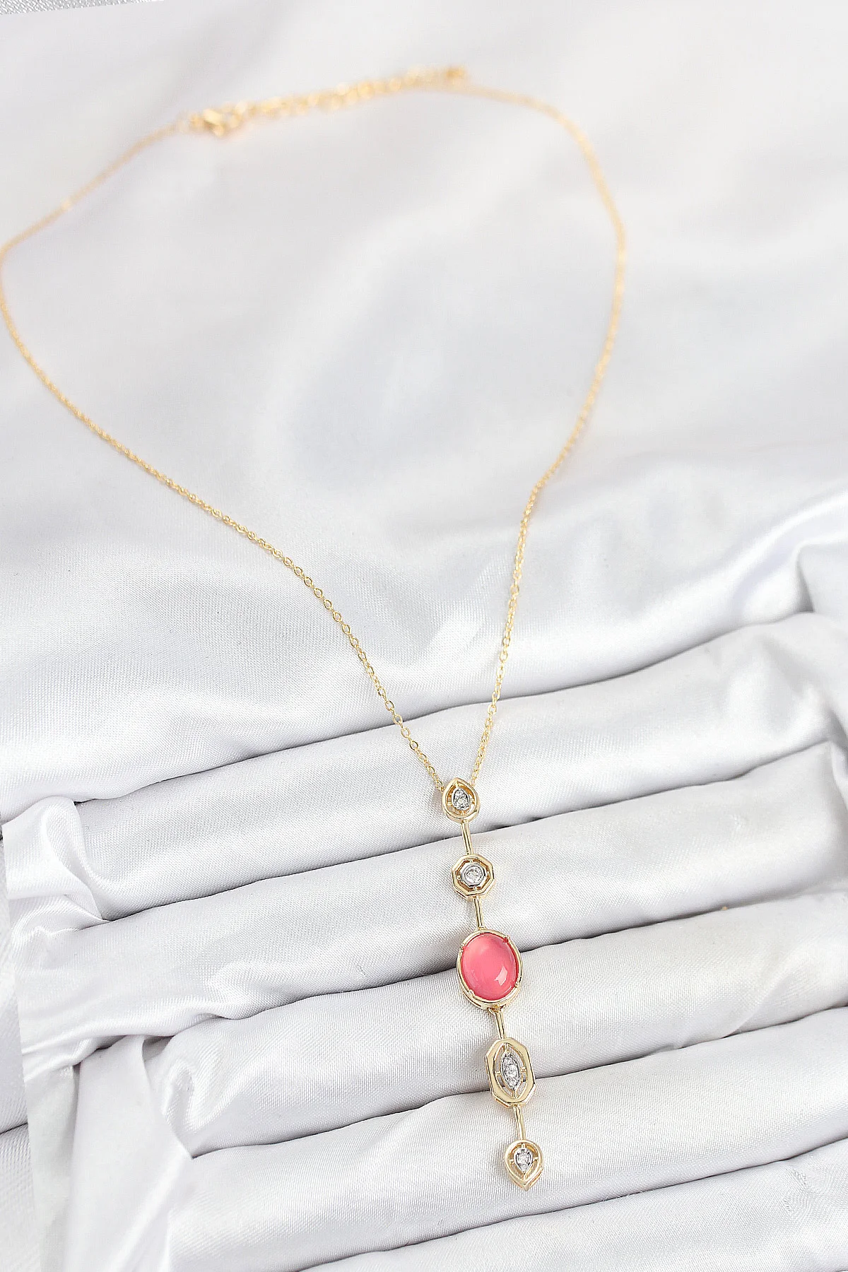 Pirinç Zincir Pembe Gold Zirkon Taşlı Y Kolye 5886 - Şık ve Günlük Kullanıma Uygun