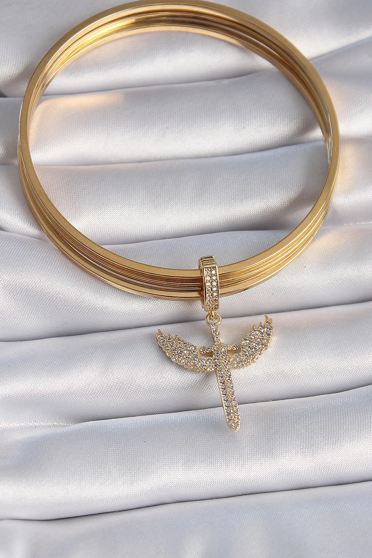 Pirinç Zirkon Taşlı Mikail Model Ajda Charm Kolye - Altın Renk