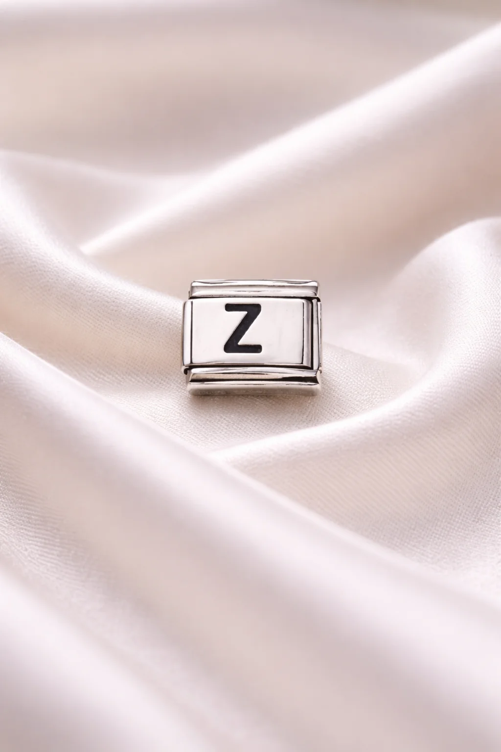 Northcity Z Harfi Charm – Paslanmaz Çelik Bileklik Aksesuarı