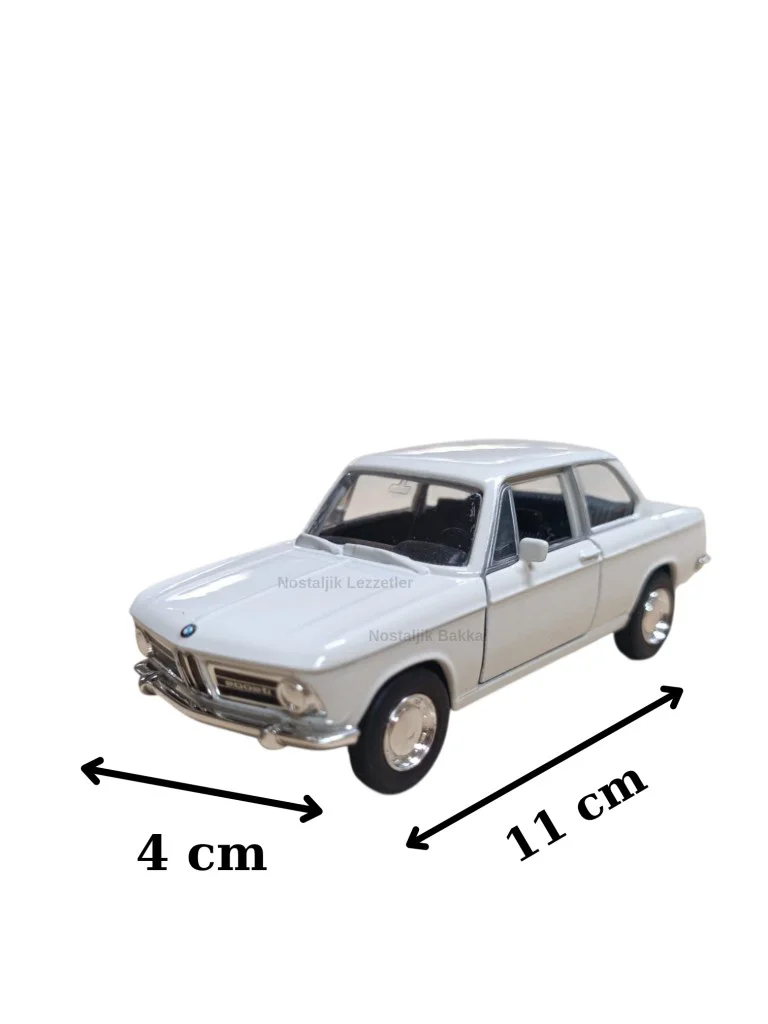 Nostaljik Beyaz Bmw 2000 TI ( 1/32 Ölçek ) Metal Çek Bırak Kapılar Açılır Model Araba Nostaljik Beyaz Bmw 2000 TI ( 1/32 Ölçek ) Metal Çek Bırak Kapılar Açılır Model Araba