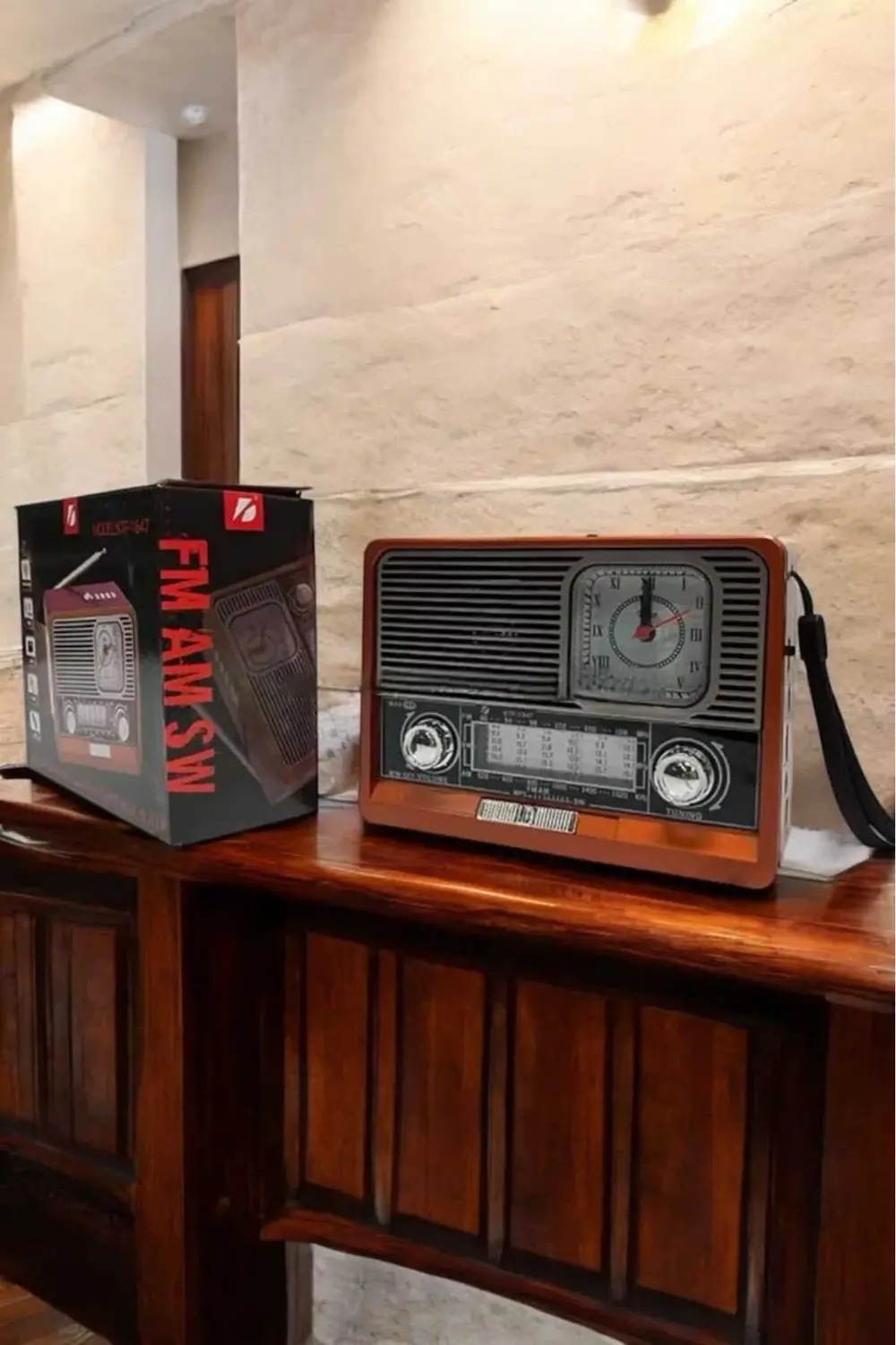 Nostaljik Görünümlü USB Girişli Bluetooth Bağlantılı Radyo