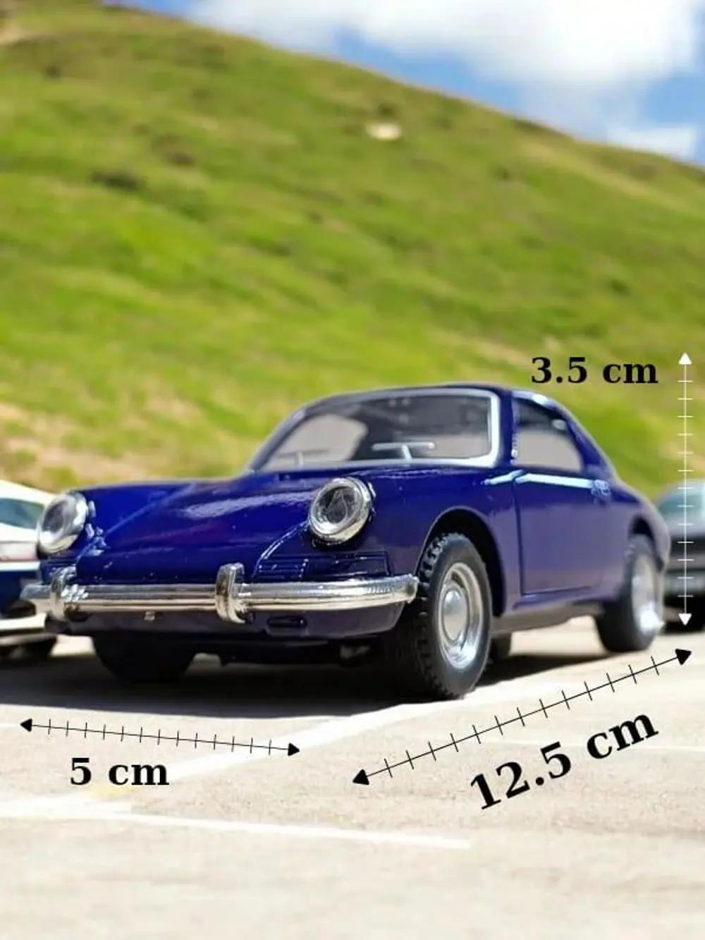 Nostaljik Klasik Metal Çek Bırak Araba Mavi Kapılar Açılır ( 1/36 Nostaljik Klasik Metal Çek Bırak Araba Mavi Kapılar Açılır ( 1/36