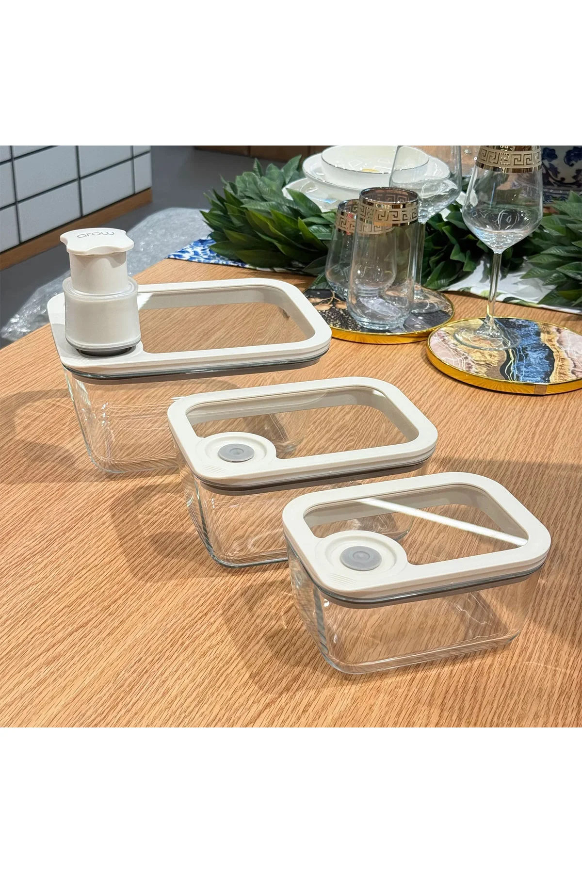 Novelty Vakumlu 4 Parça Cam Saklama Kabı Seti Novelty Vakumlu 4 Parça Cam Saklama Kabı Seti
