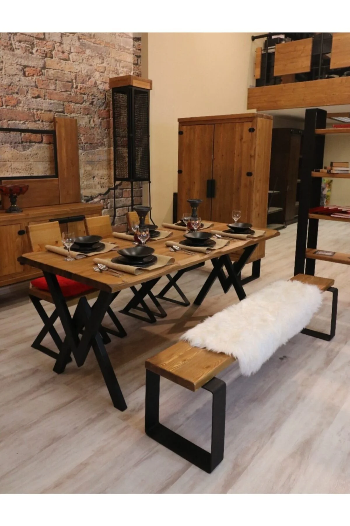 Ntconcept Masif Ağaç Yemek Masası Takımı- 85cm-185cm Masa+185cm Bank+3 Adet Loft Sandalye