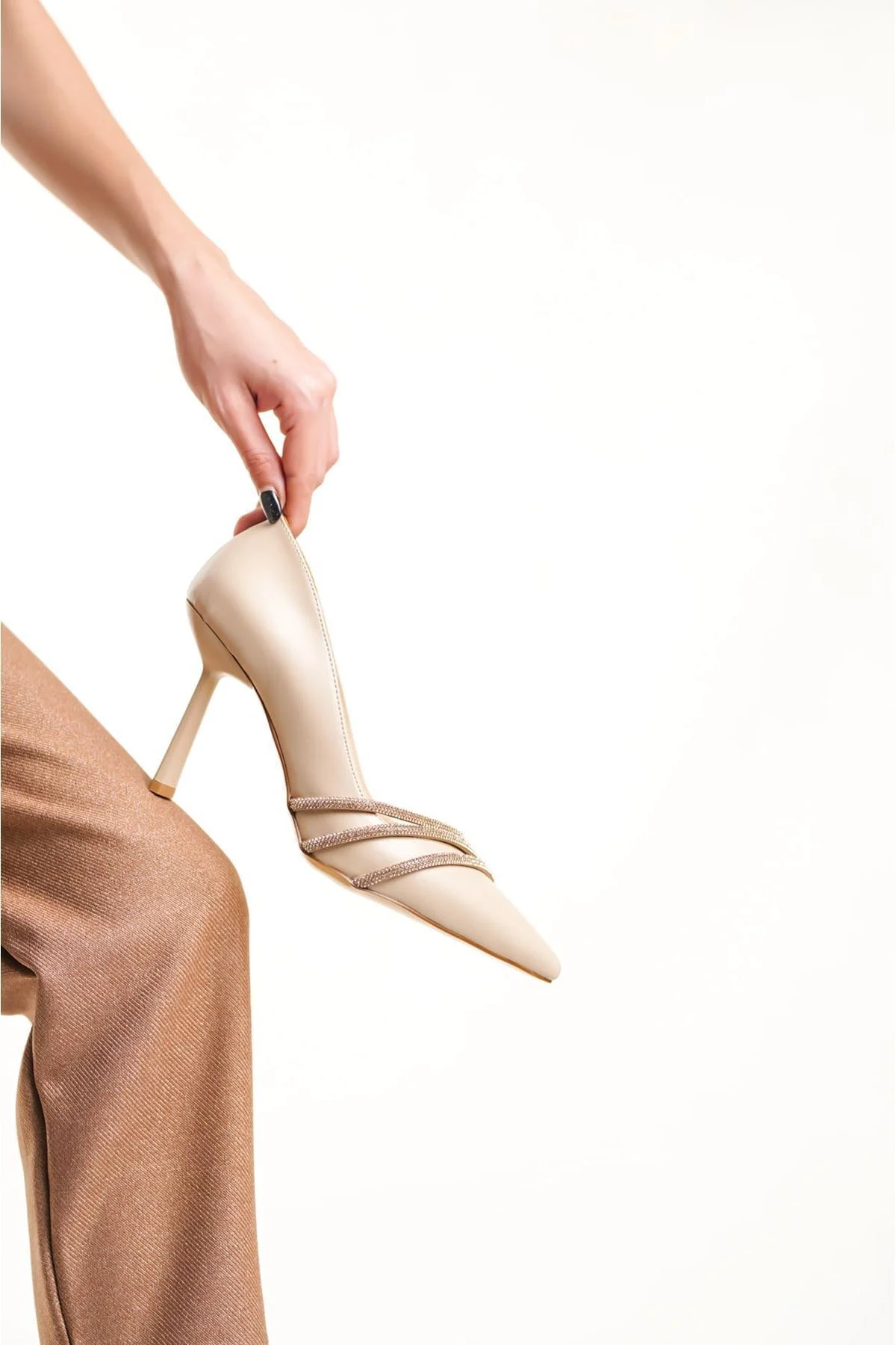 Nude Taşlı Kadın Ayakkabı TR08MS14C