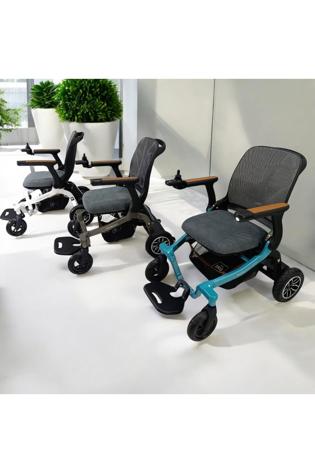 OFİS BÜRO AVM İÇİN Robooter Lityum Pilli Tekerlekli Sandalye