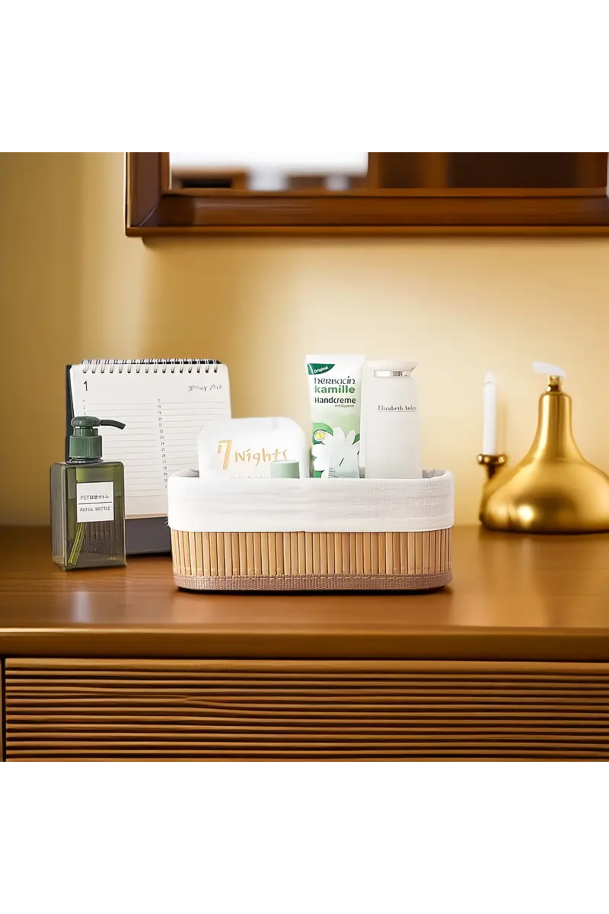 Ofis masası ve çalışma alanları için ideal bambu düzenleyiciler