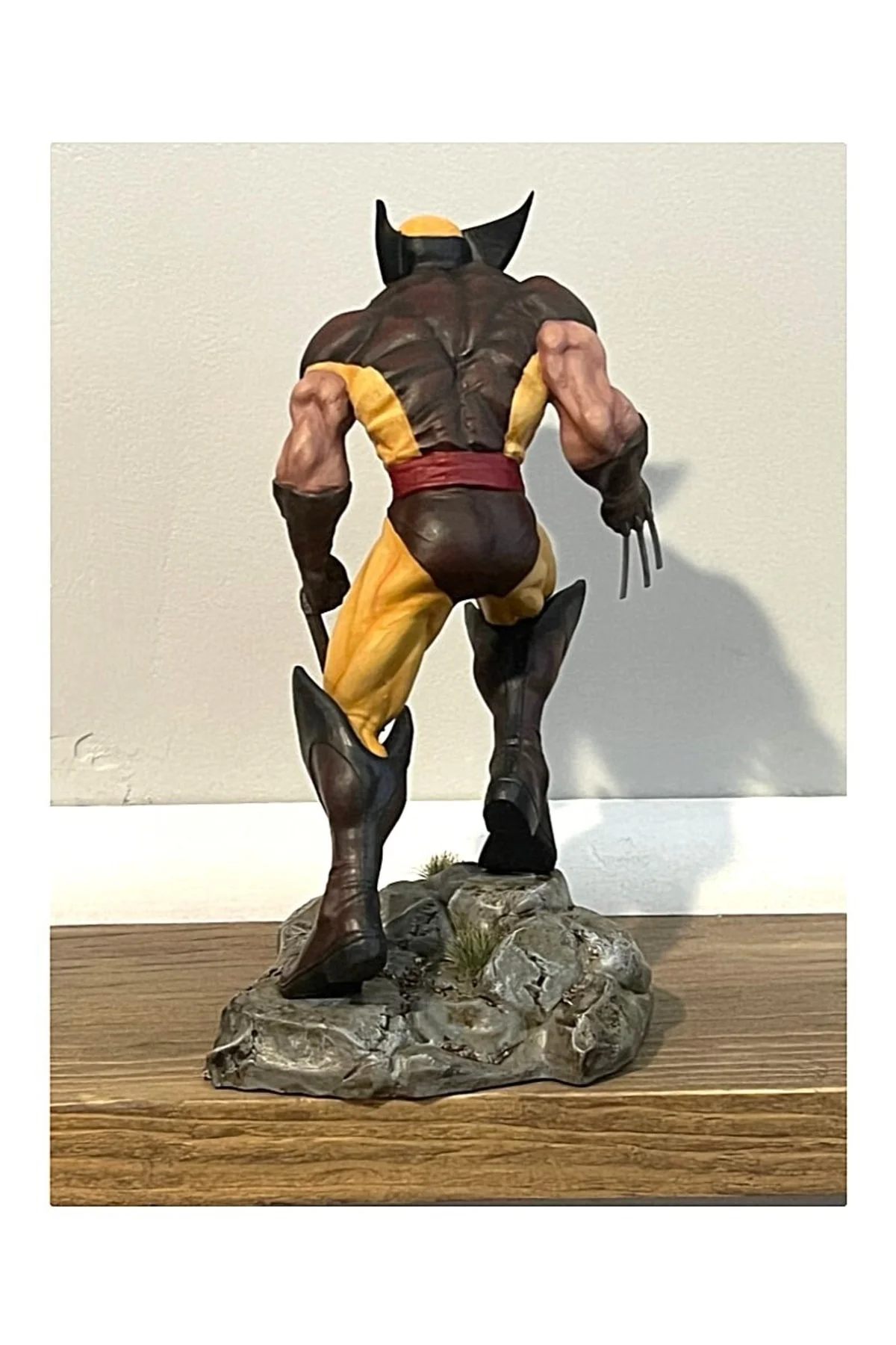Öfkeli Wolverine Boyalı Figür 26 Cm (dev Boy)